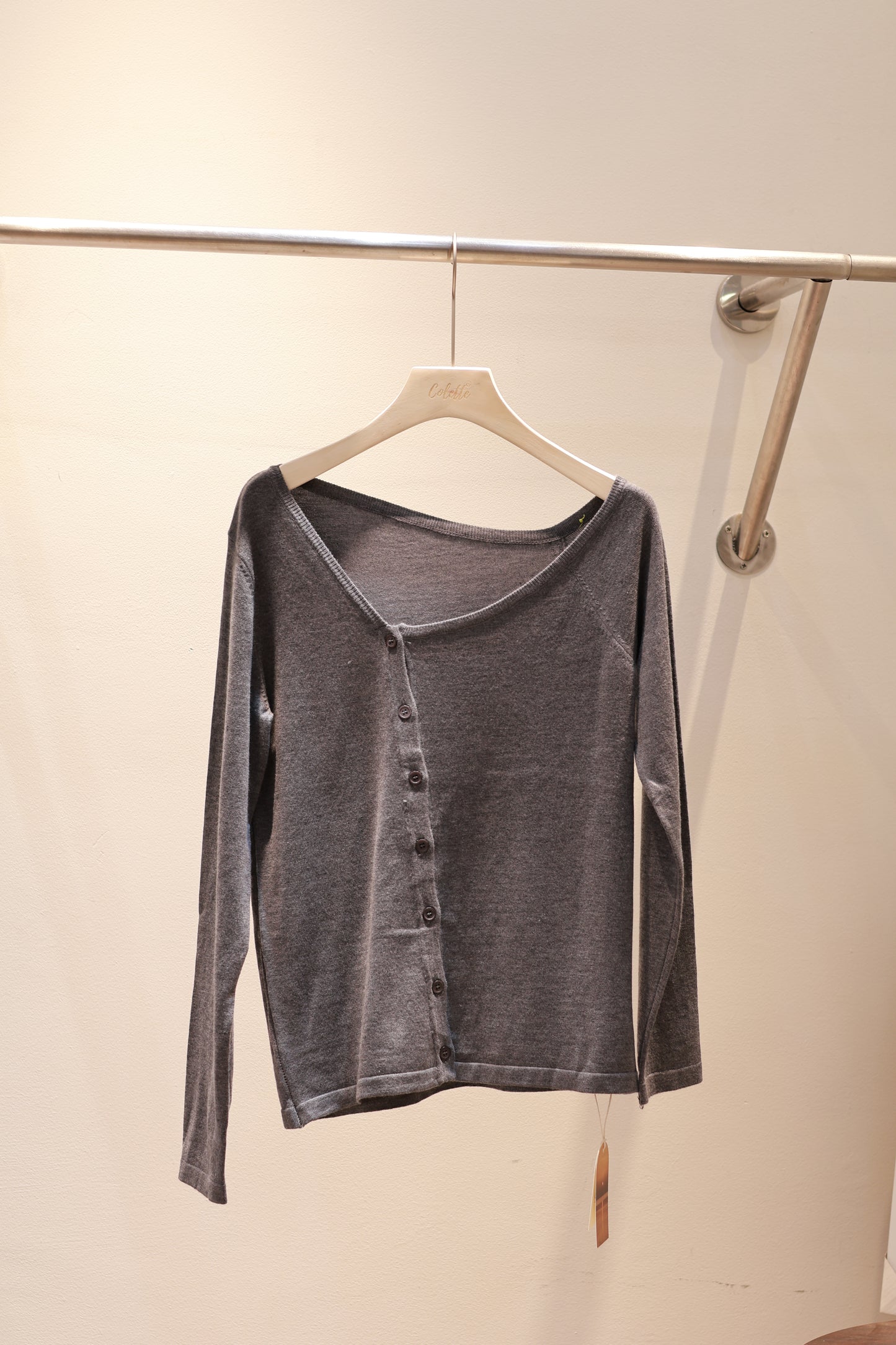 CHIC KNITTED BUTTONS HALF SHOULDER