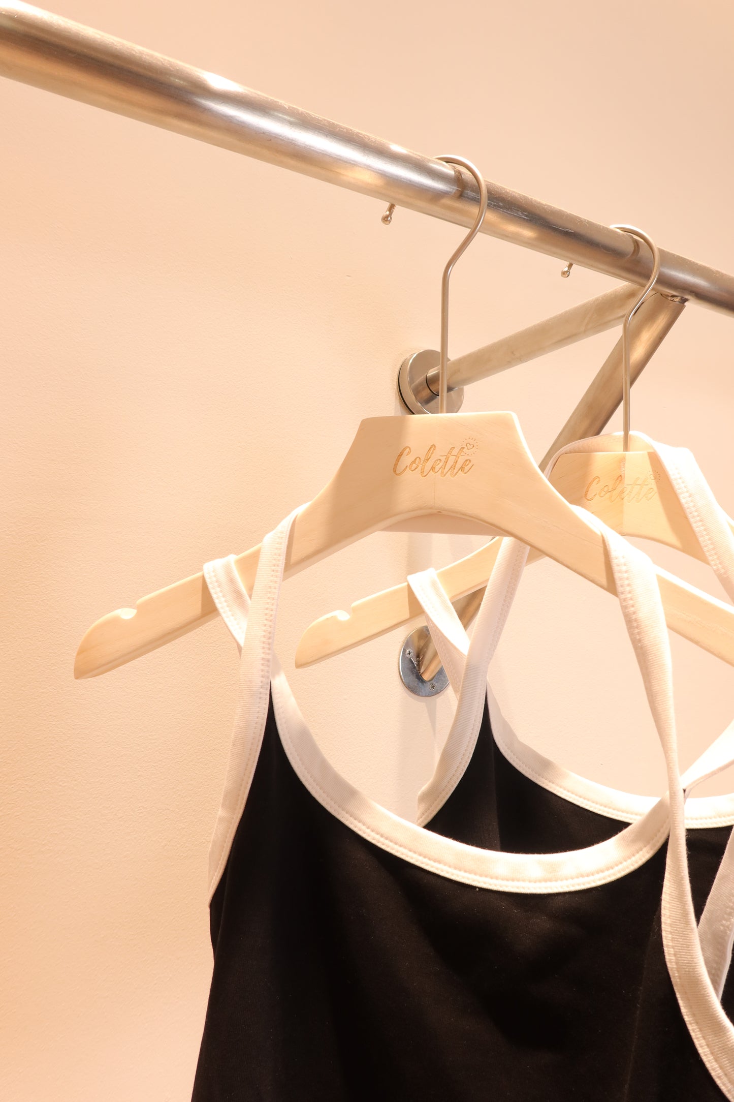 Halter b&w top