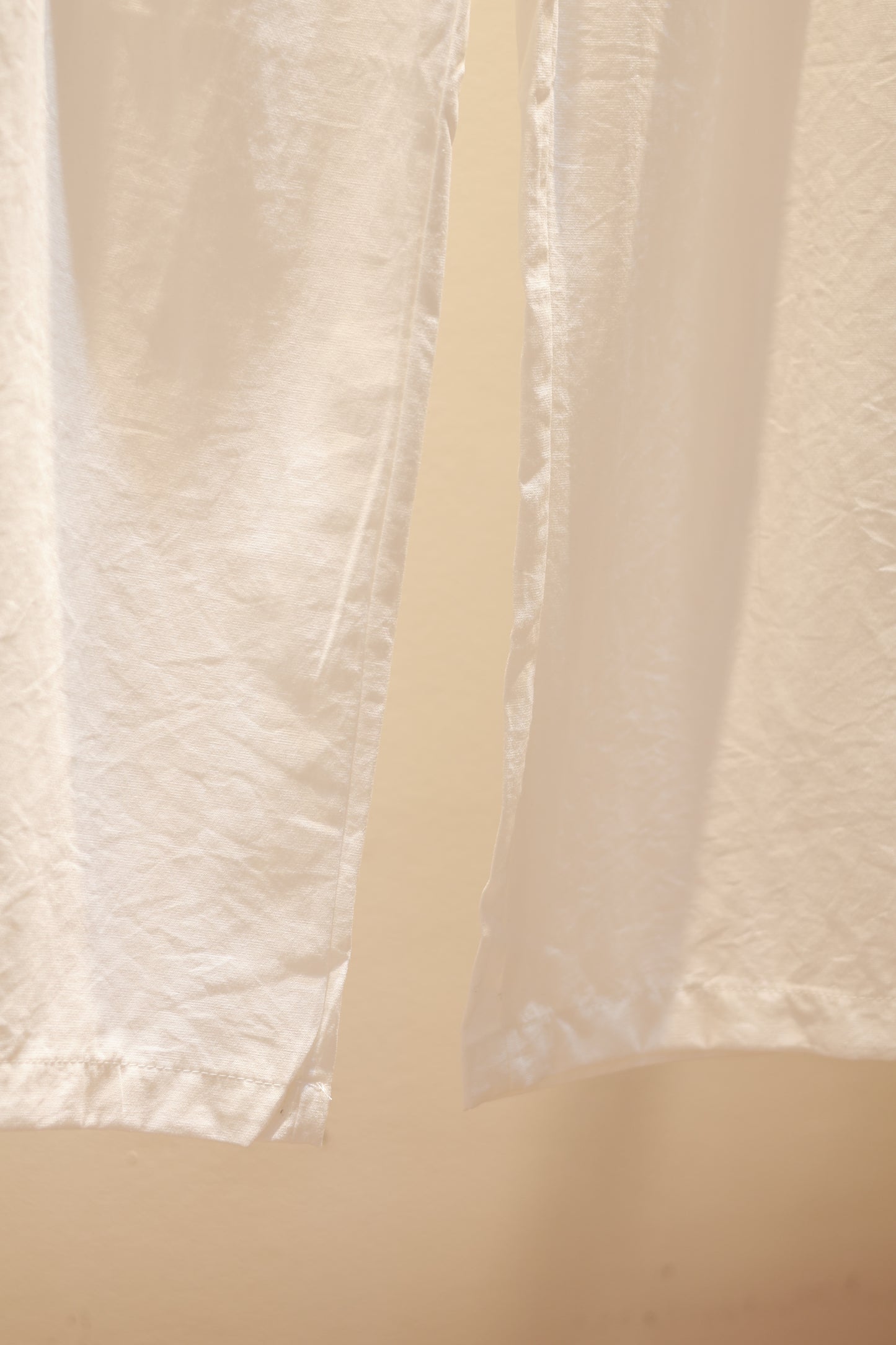 WAIST DETAIL WHITE BOTTOMS