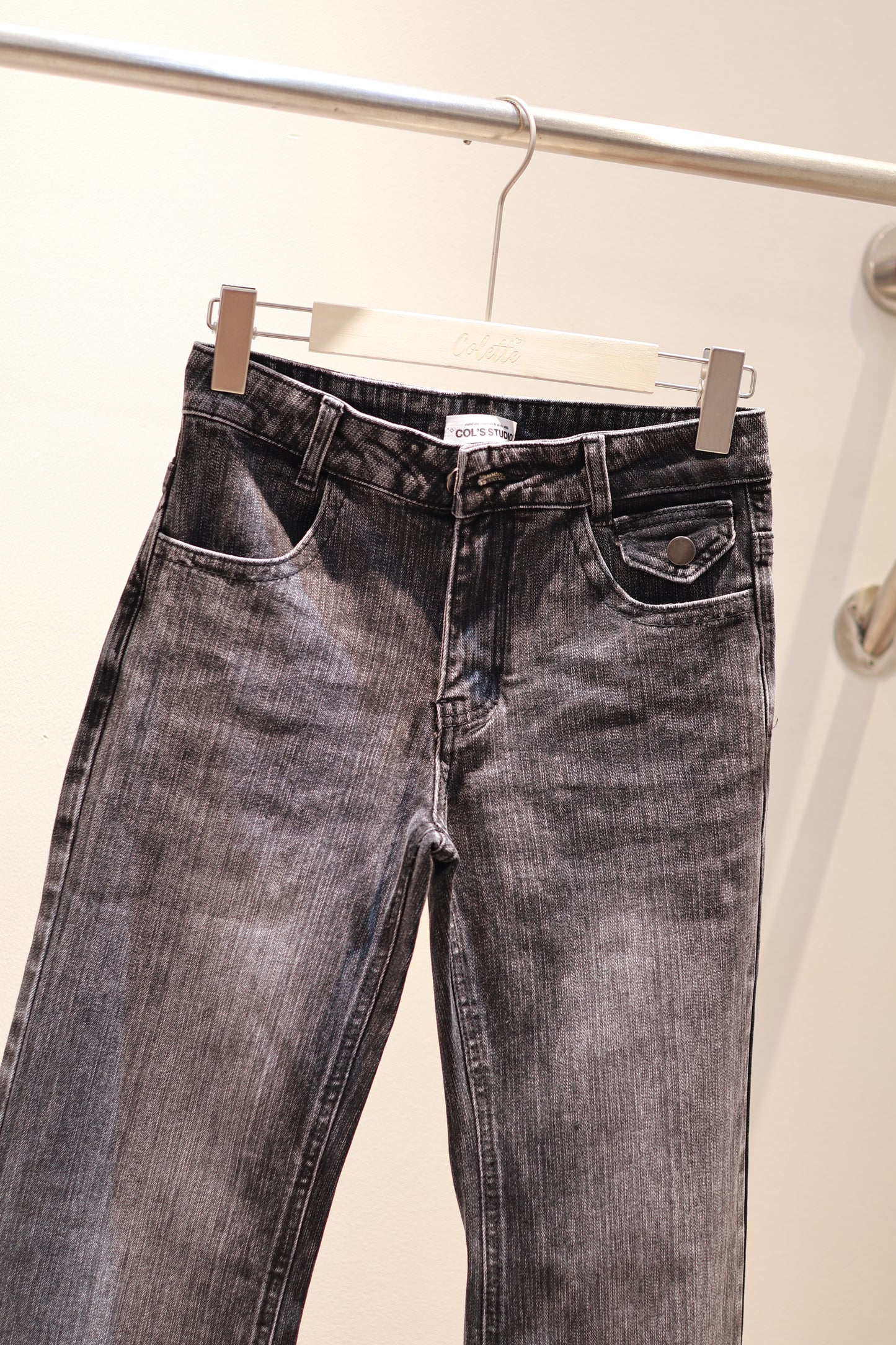 BLACK WASHED LOW RISE DENIM JEANS