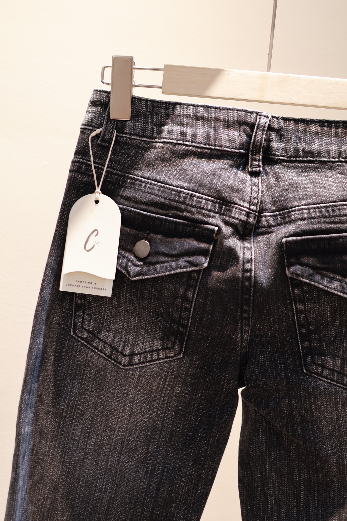 BLACK WASHED LOW RISE DENIM JEANS
