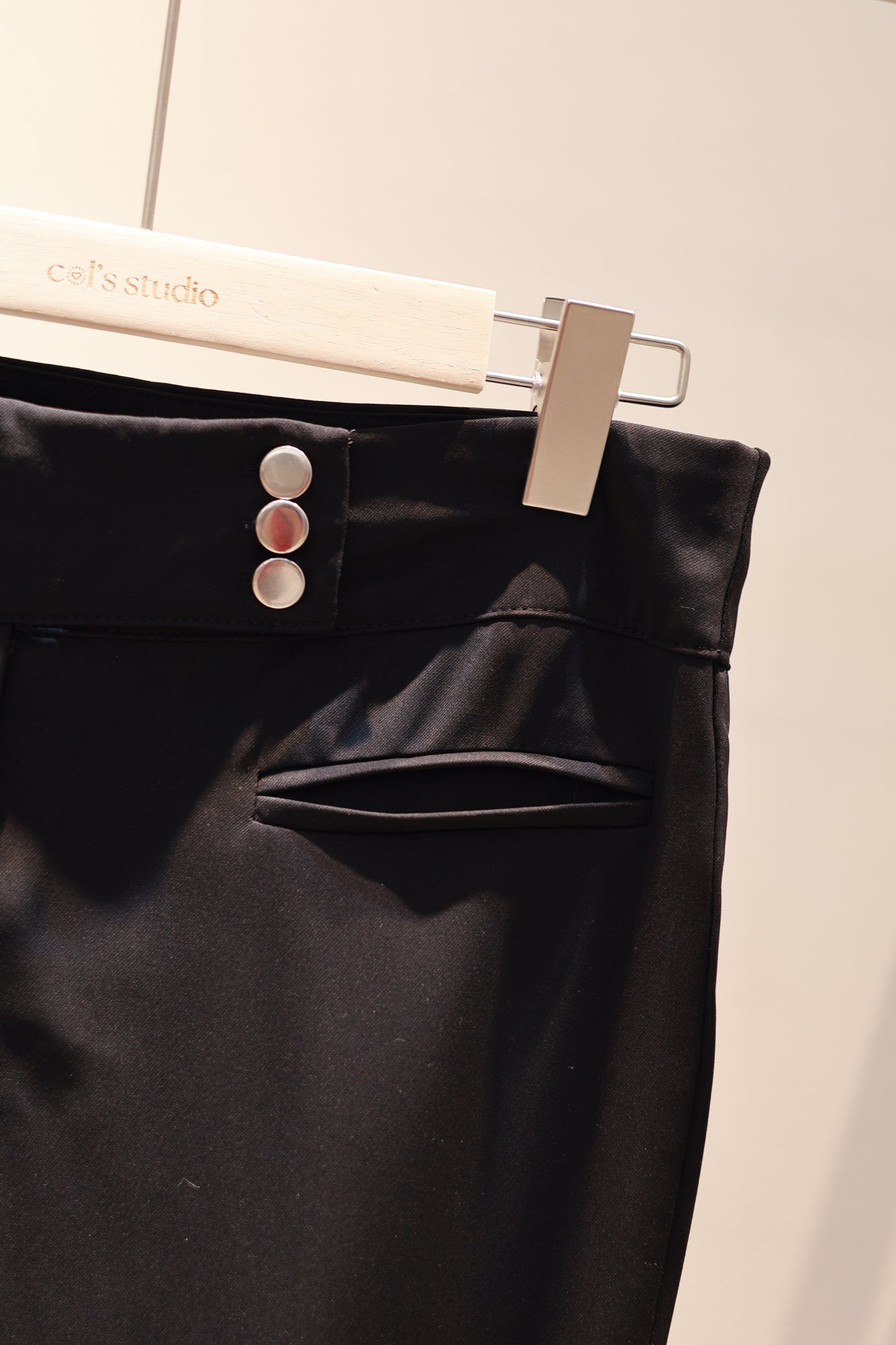 SIDE BUTTONS FLARED TROUSERS