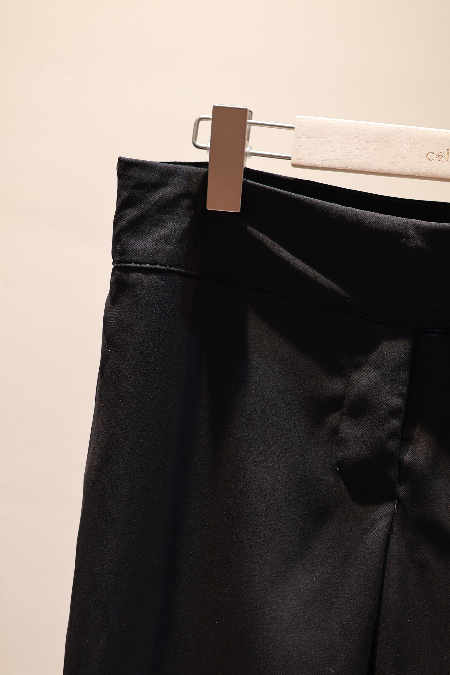 SIDE BUTTONS FLARED TROUSERS