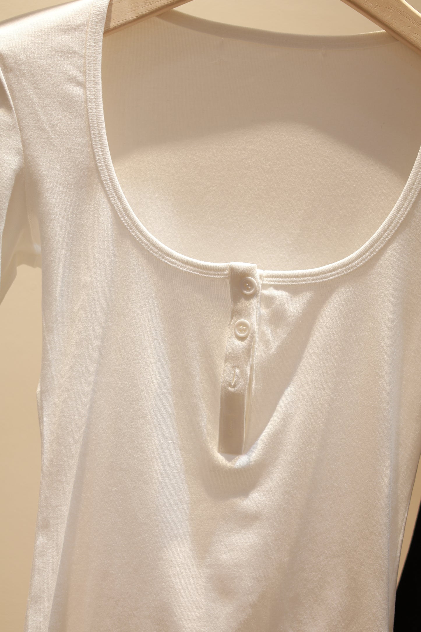 Fitted buttons long sleeve