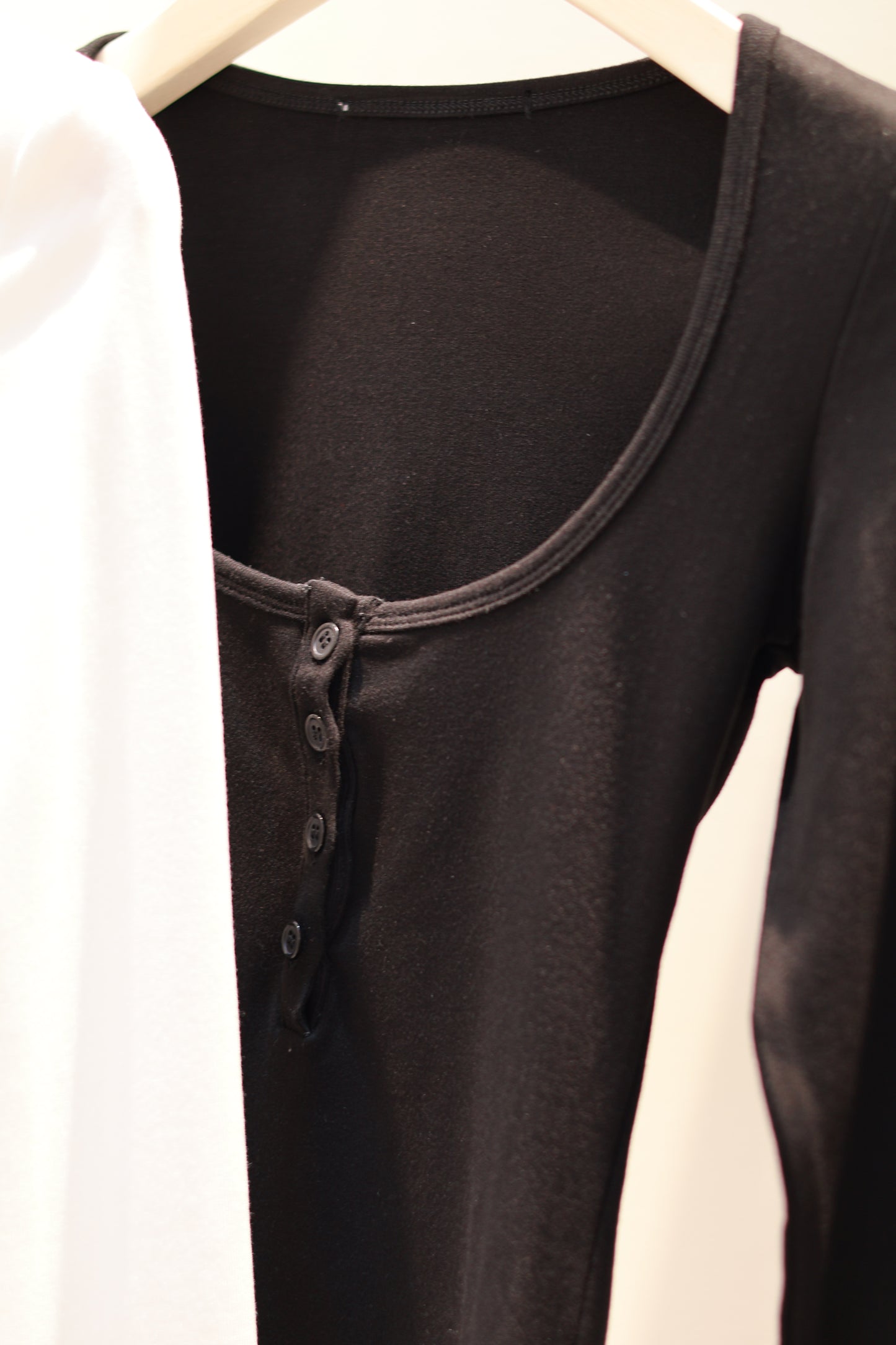 Fitted buttons long sleeve