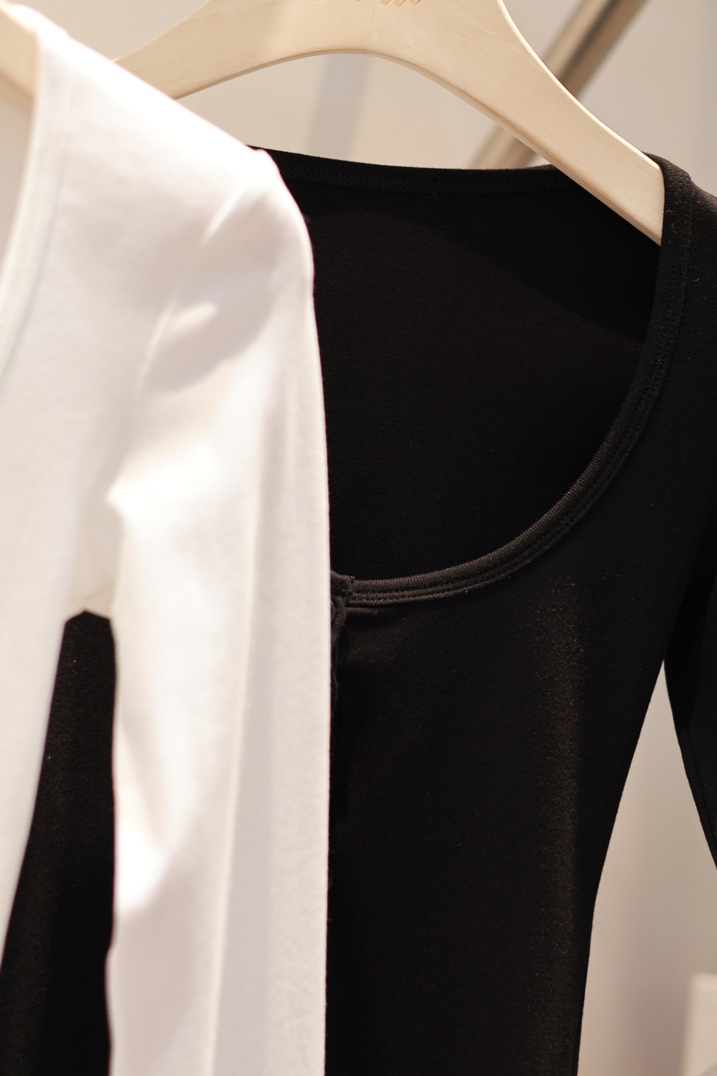 Fitted buttons long sleeve