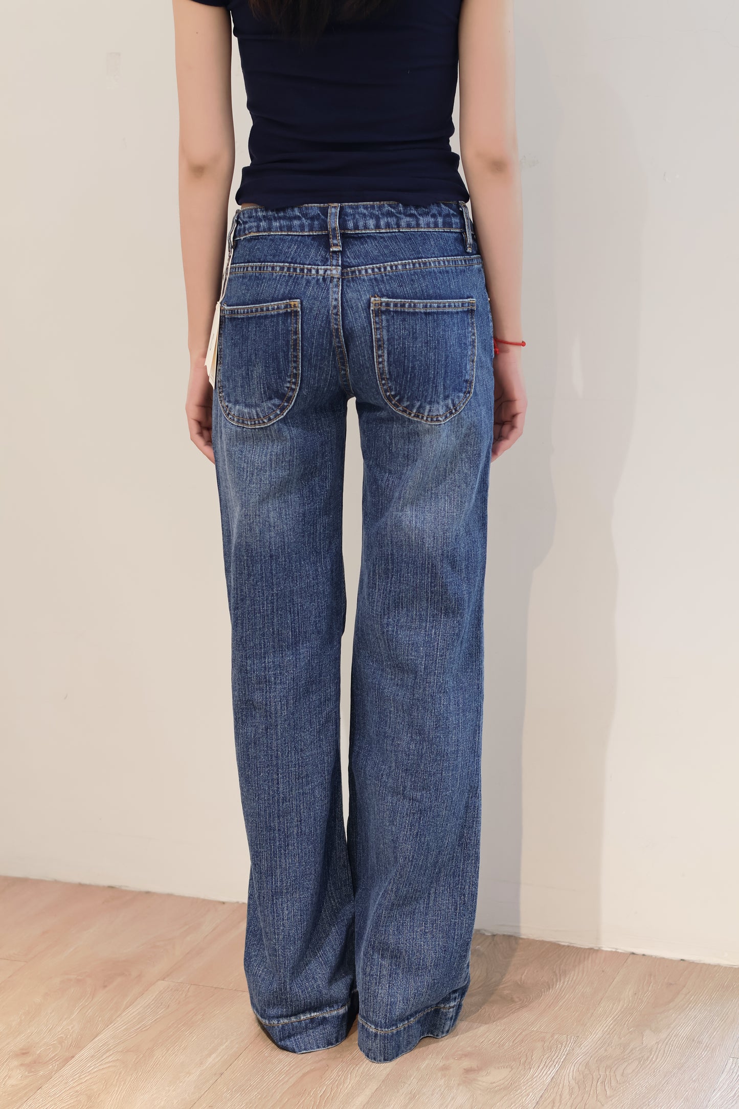 BLUE WASHED LOW RISE DENIM JEANS