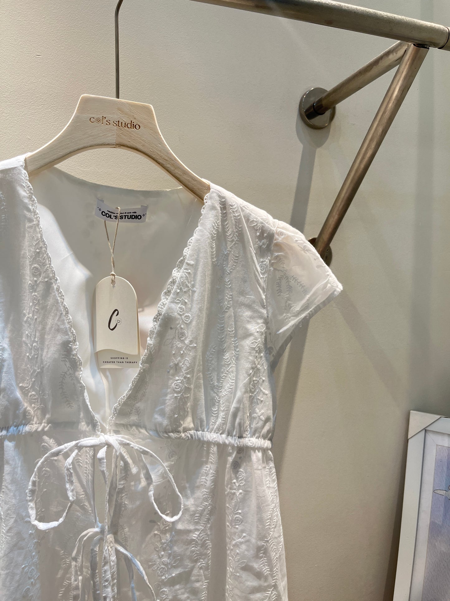 LOW CUT WHITE BLOUSE