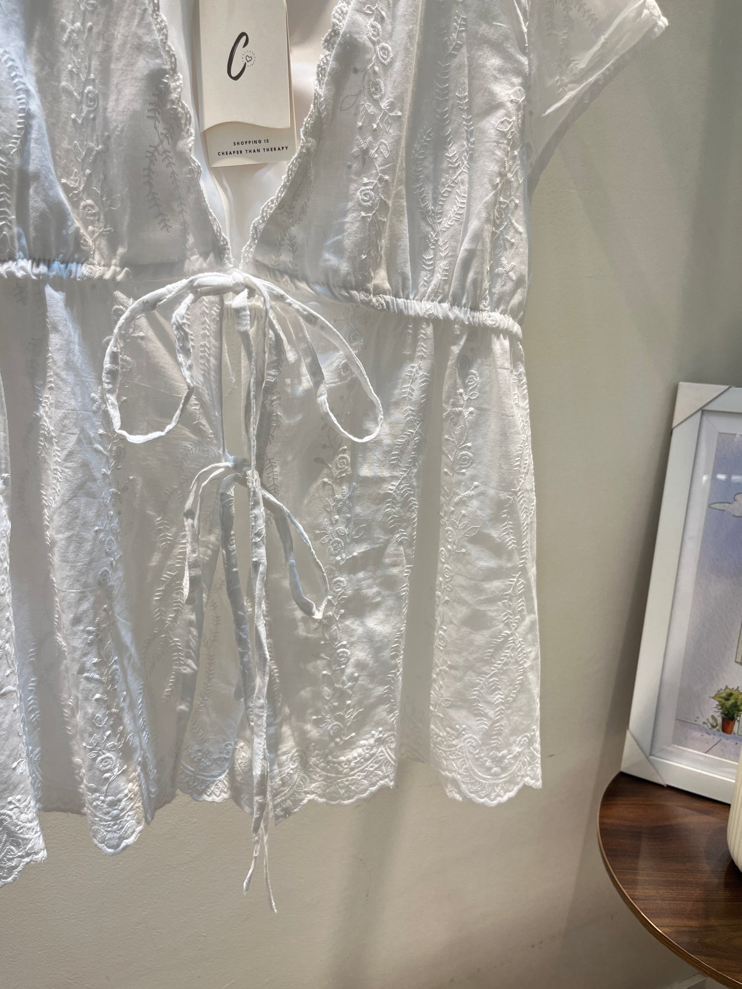 LOW CUT WHITE BLOUSE