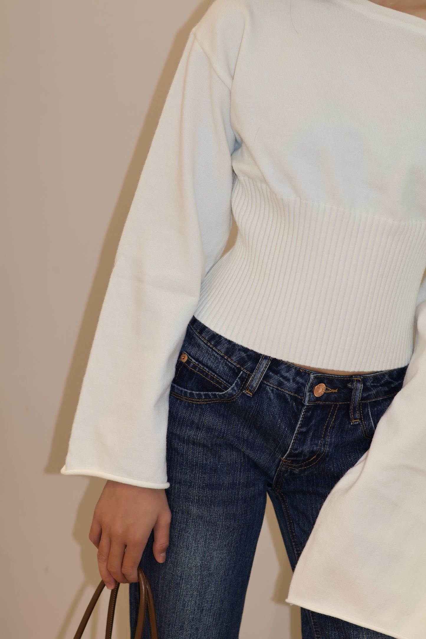 WHITE KNITTED SWEATER