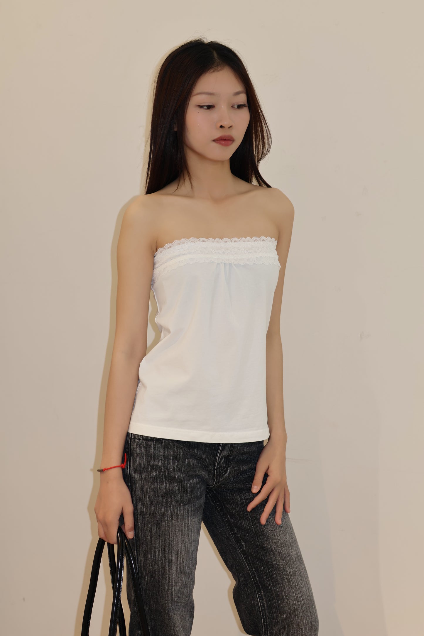 LACE DETAIL WHITE TUBE TOP