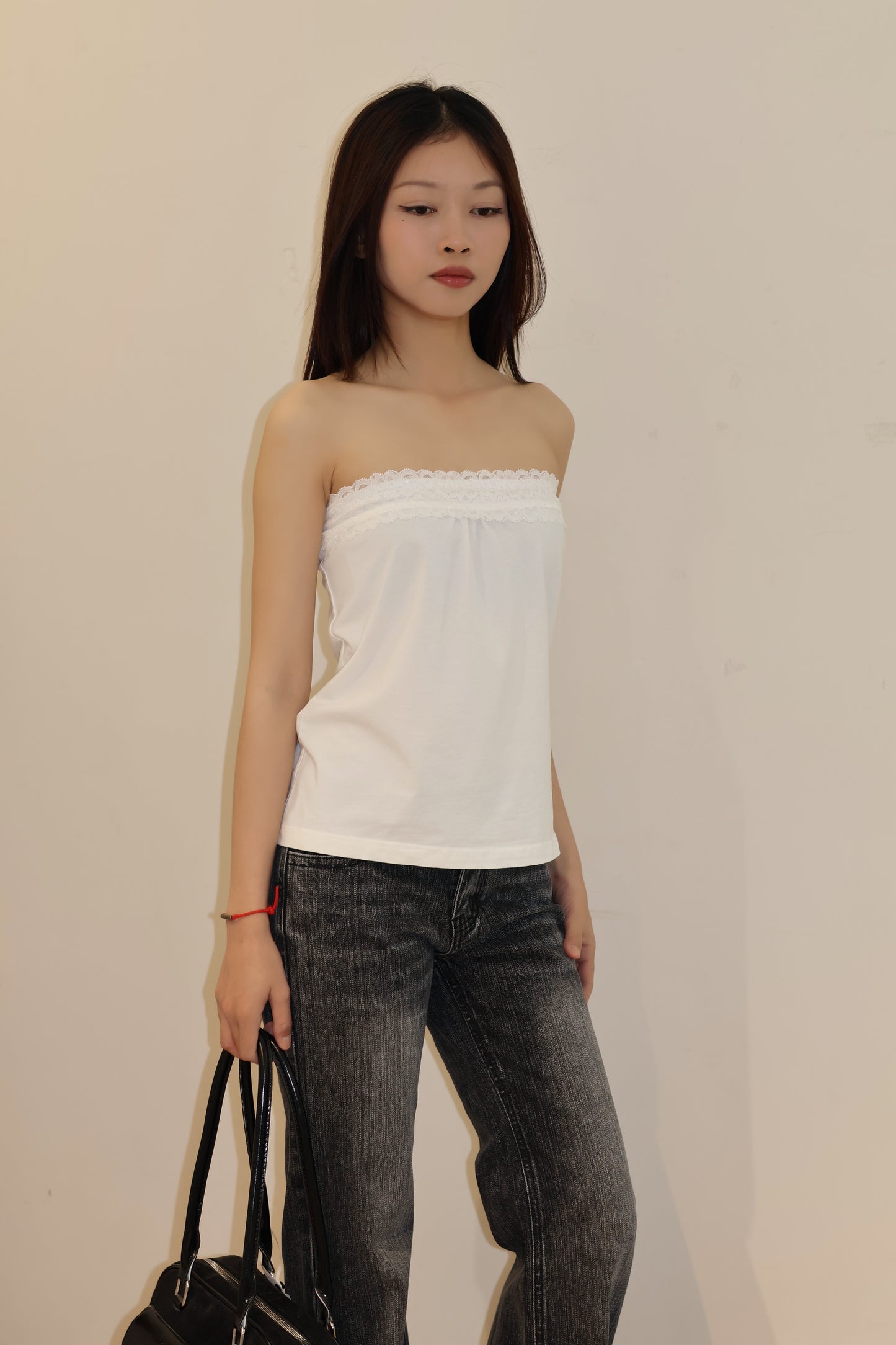 LACE DETAIL WHITE TUBE TOP