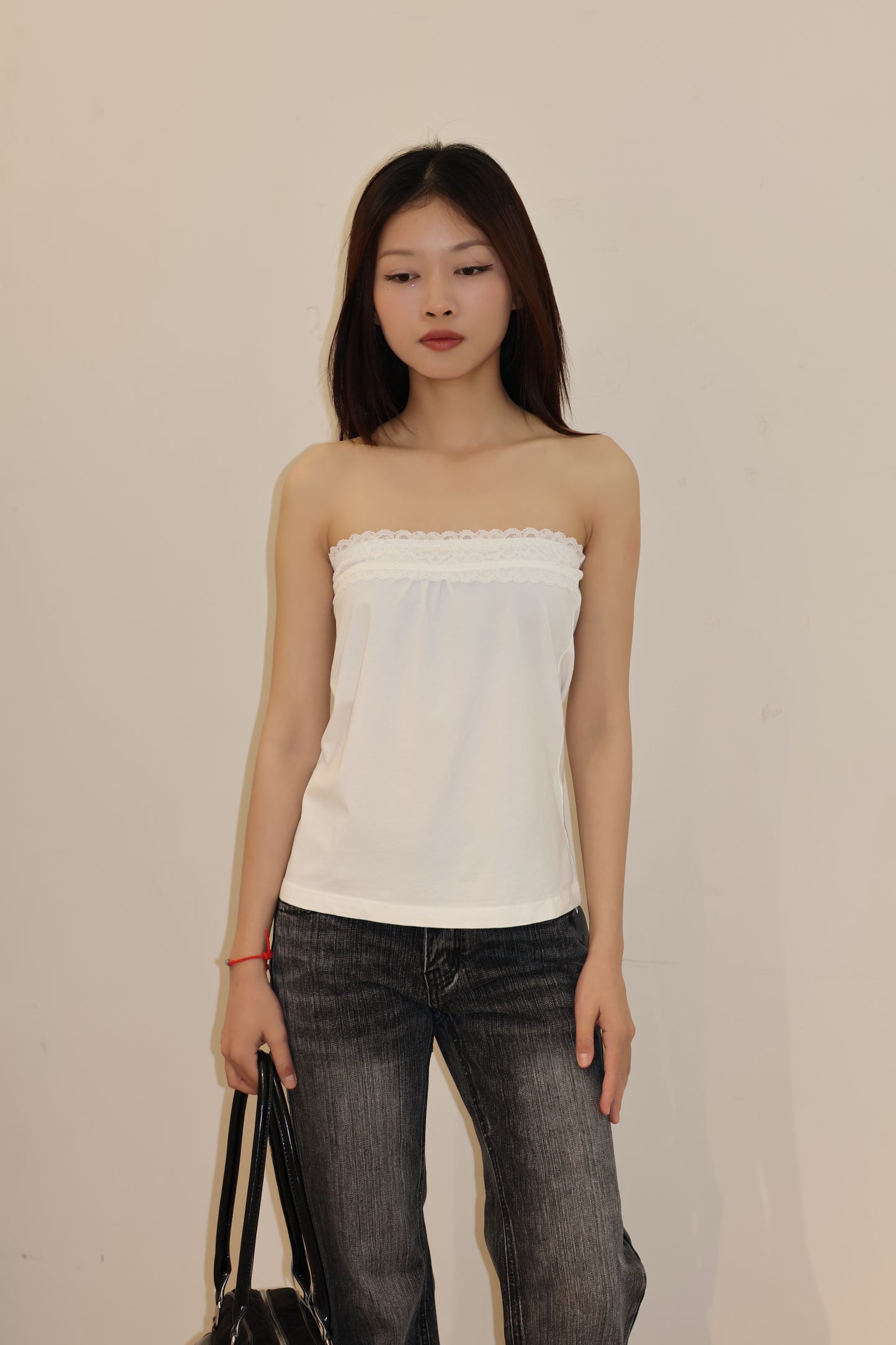 LACE DETAIL WHITE TUBE TOP