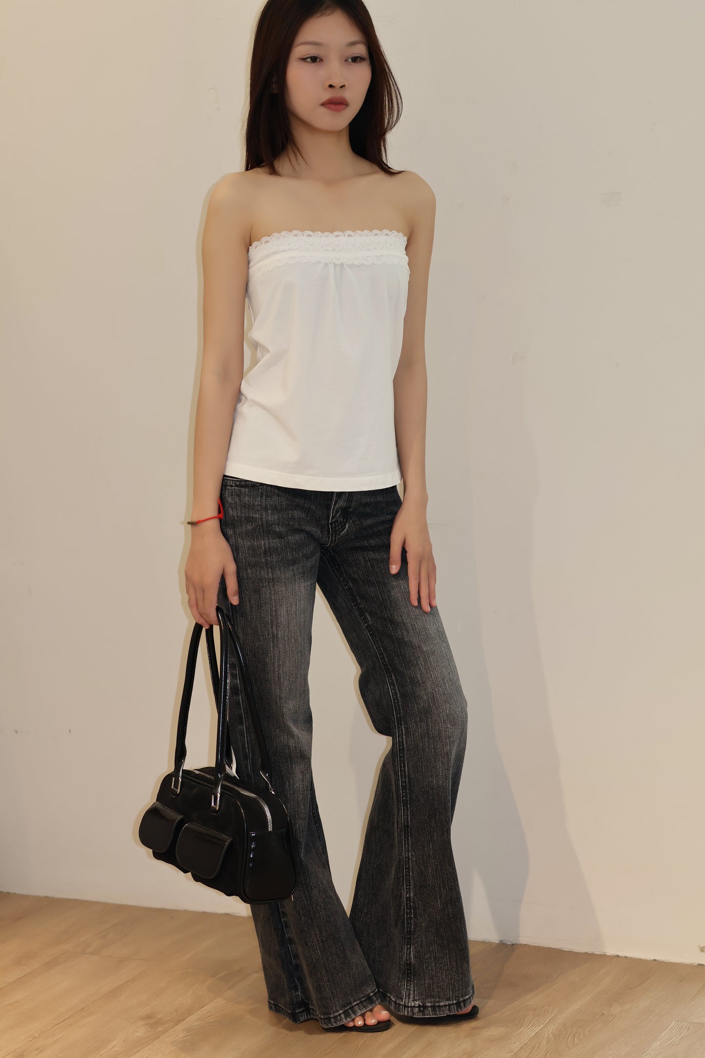 LACE DETAIL WHITE TUBE TOP