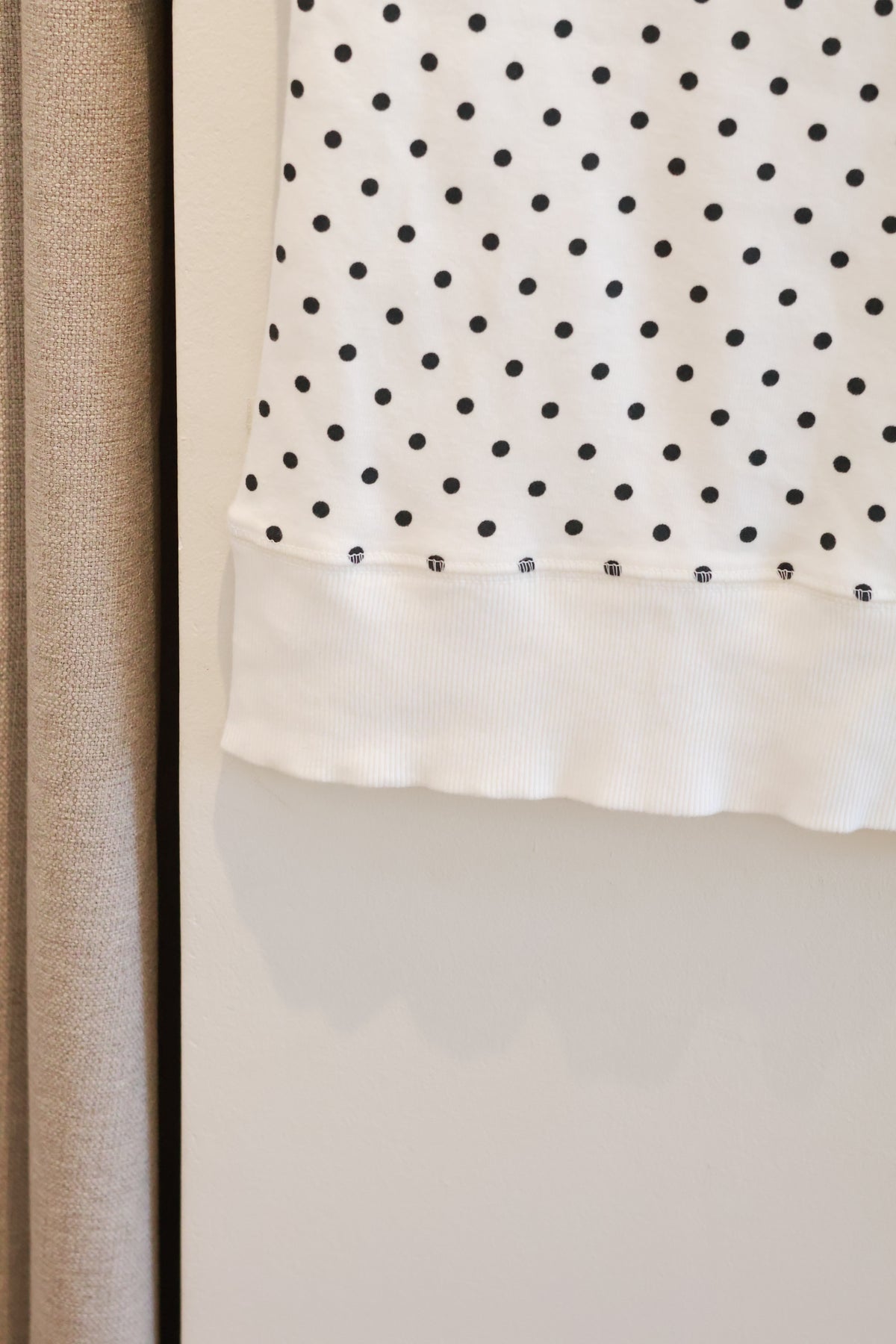 BRANDY MELVILLE GINNY POLKA DOT TOP
