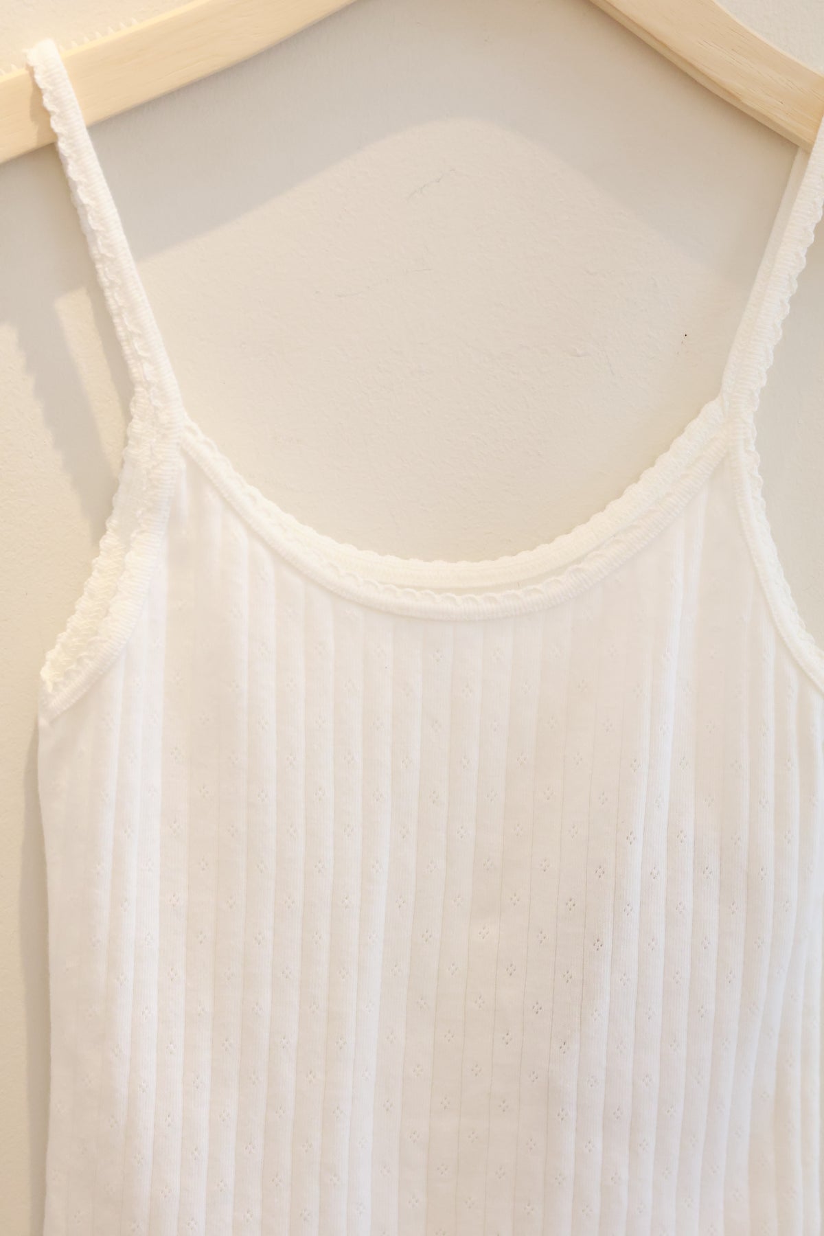 BRANDY MELVILLE SKYLAR EYELET TANK