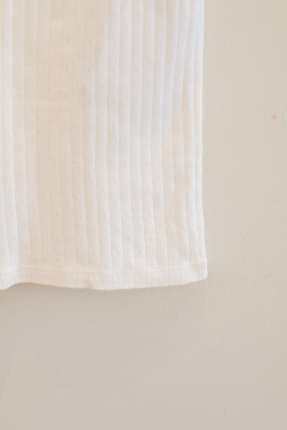 BRANDY MELVILLE SKYLAR EYELET TANK