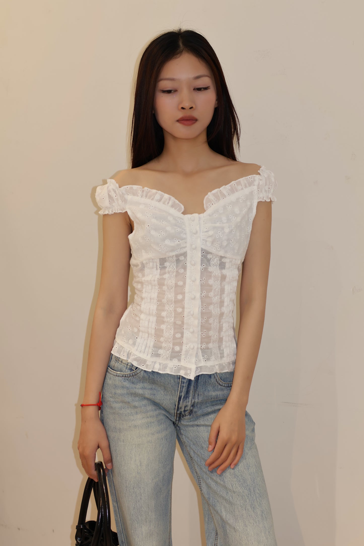 EYELET BUTTONS OFF SHOULDER TOP