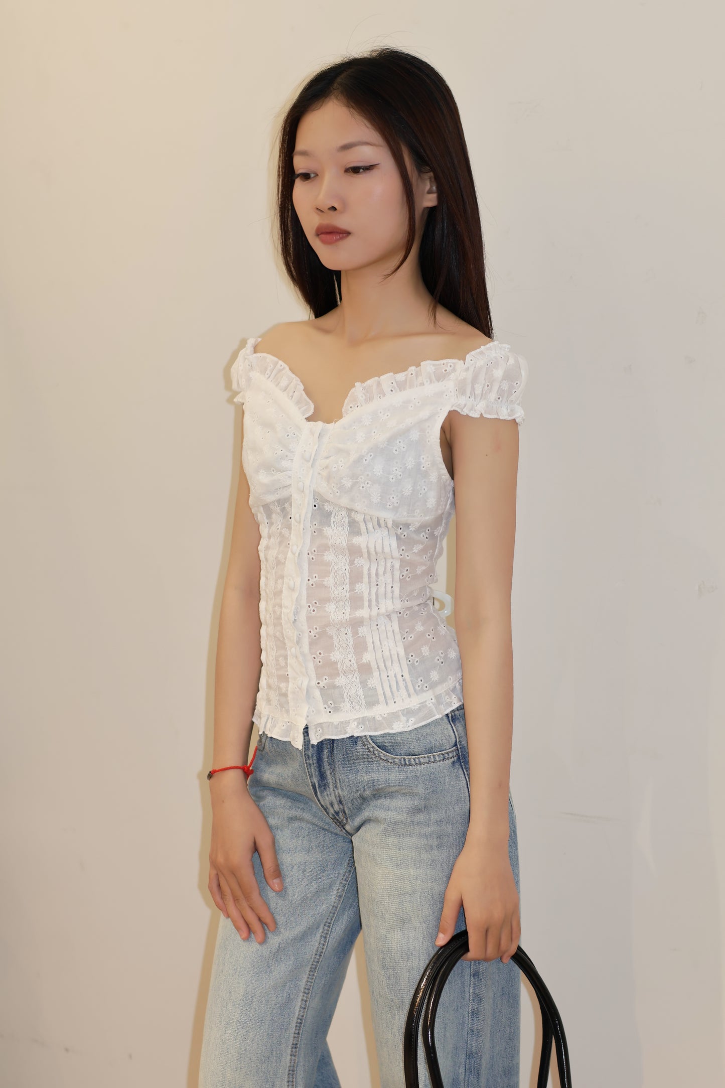 EYELET BUTTONS OFF SHOULDER TOP