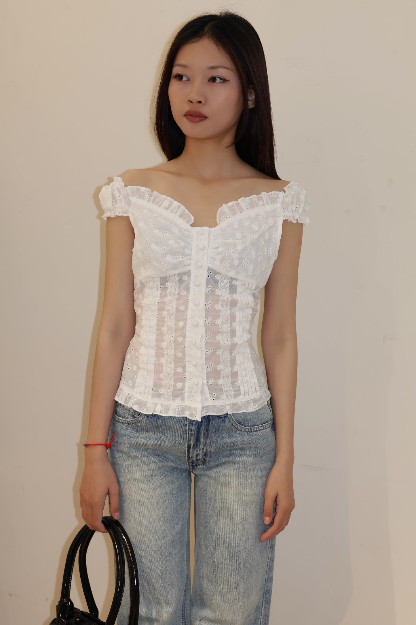 EYELET BUTTONS OFF SHOULDER TOP