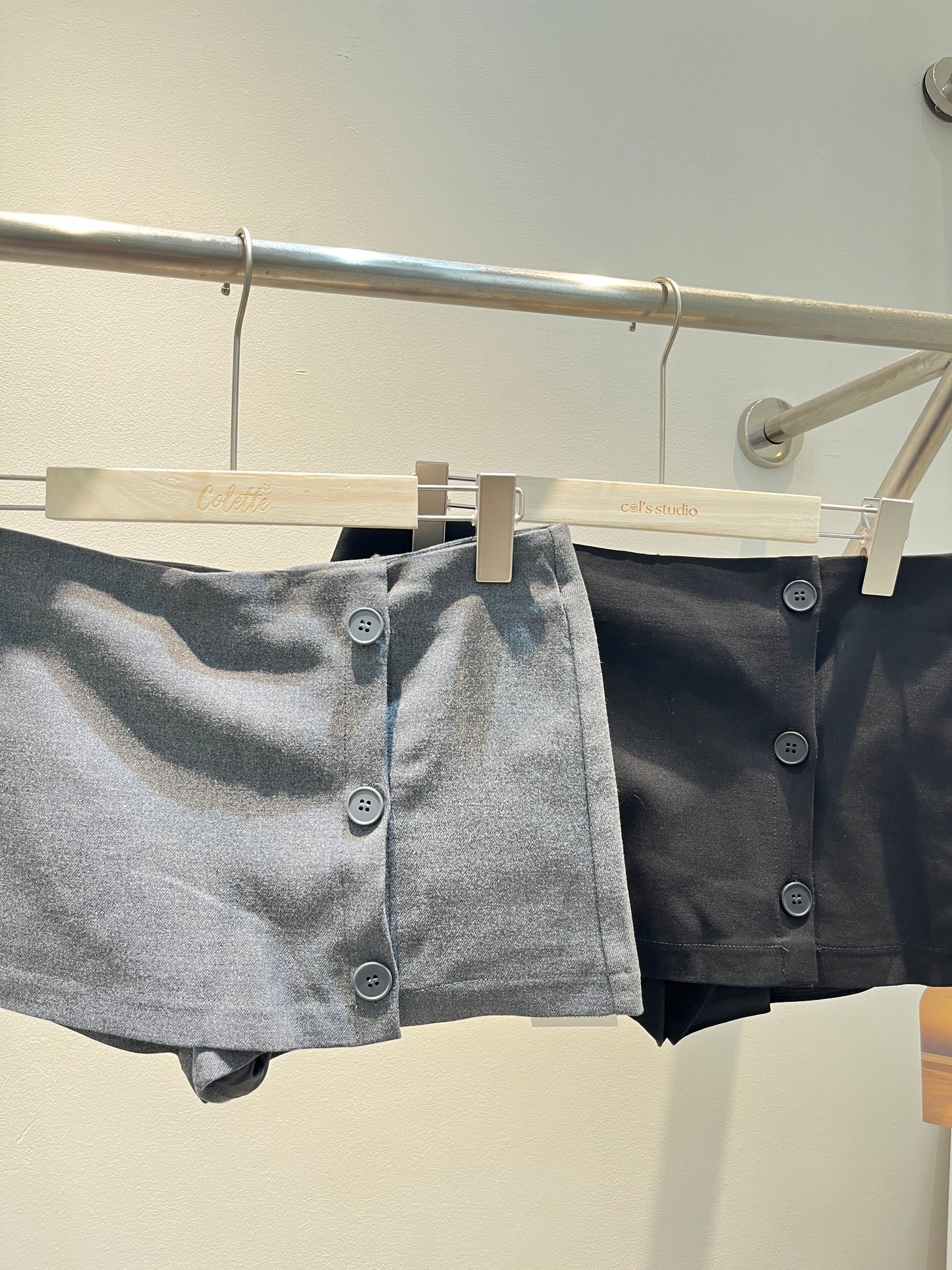 BUTTONS MINI SKIRT
