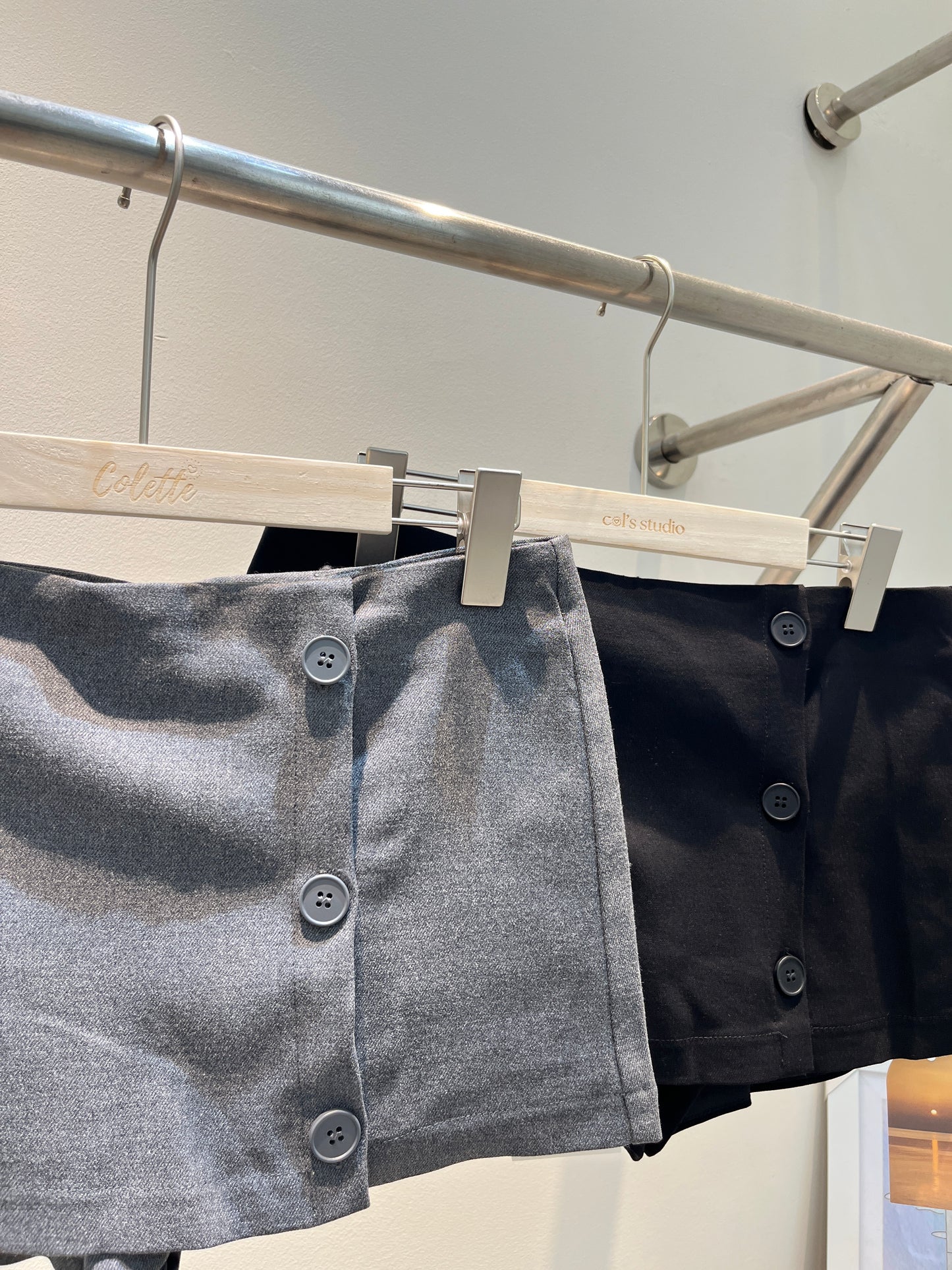 BUTTONS MINI SKIRT