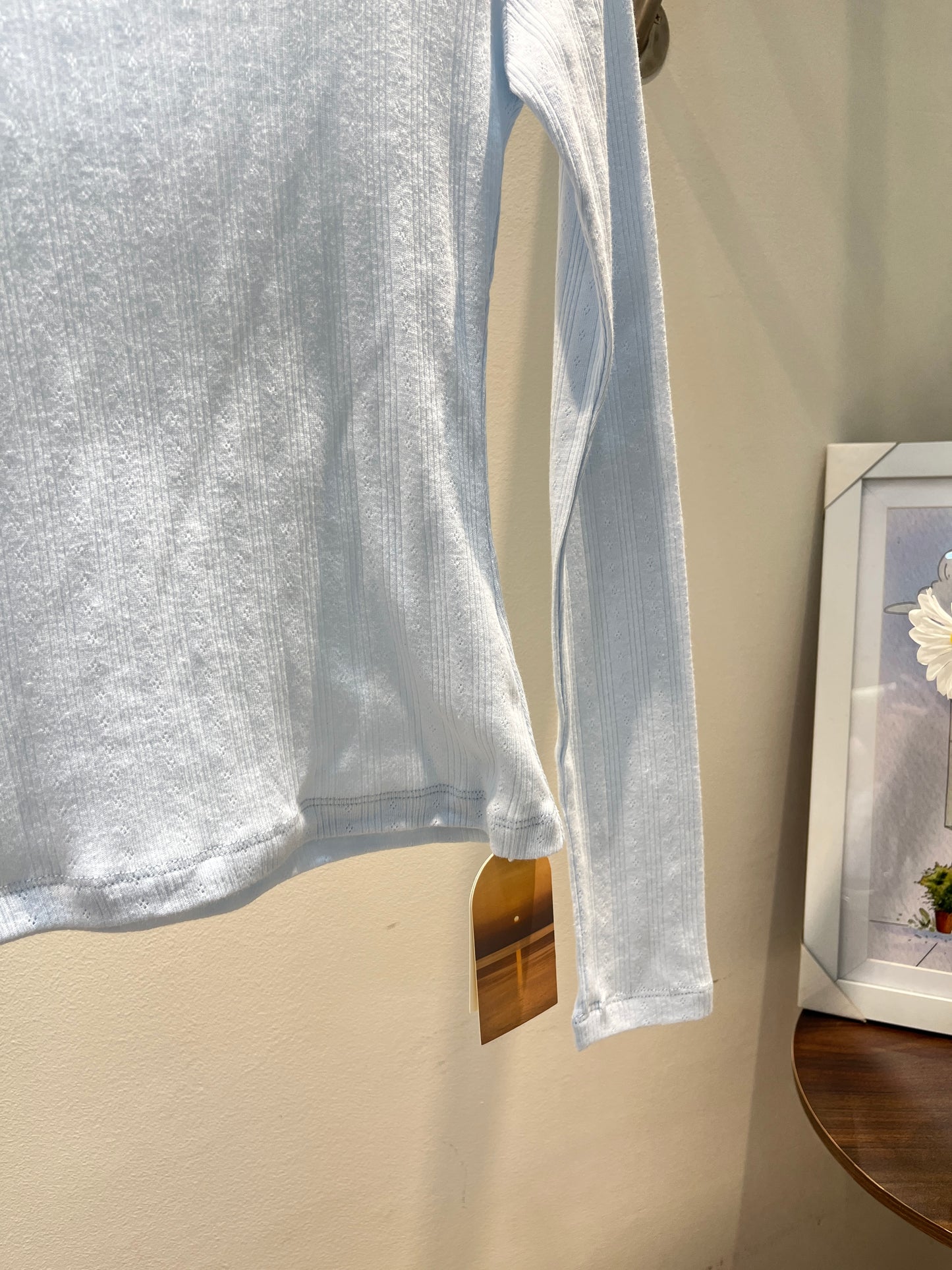 BLUE DETAIL LONG SLEEVE TOP