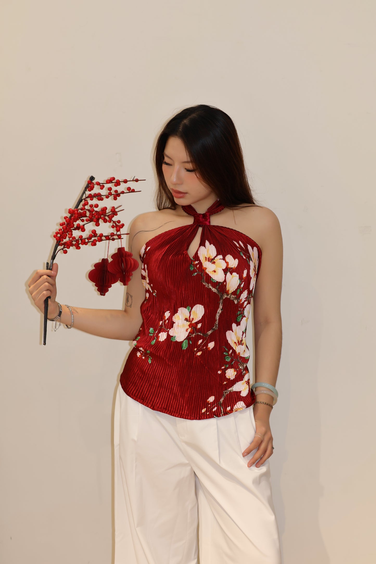 RED SCARF FLORAL PRINT TOP
