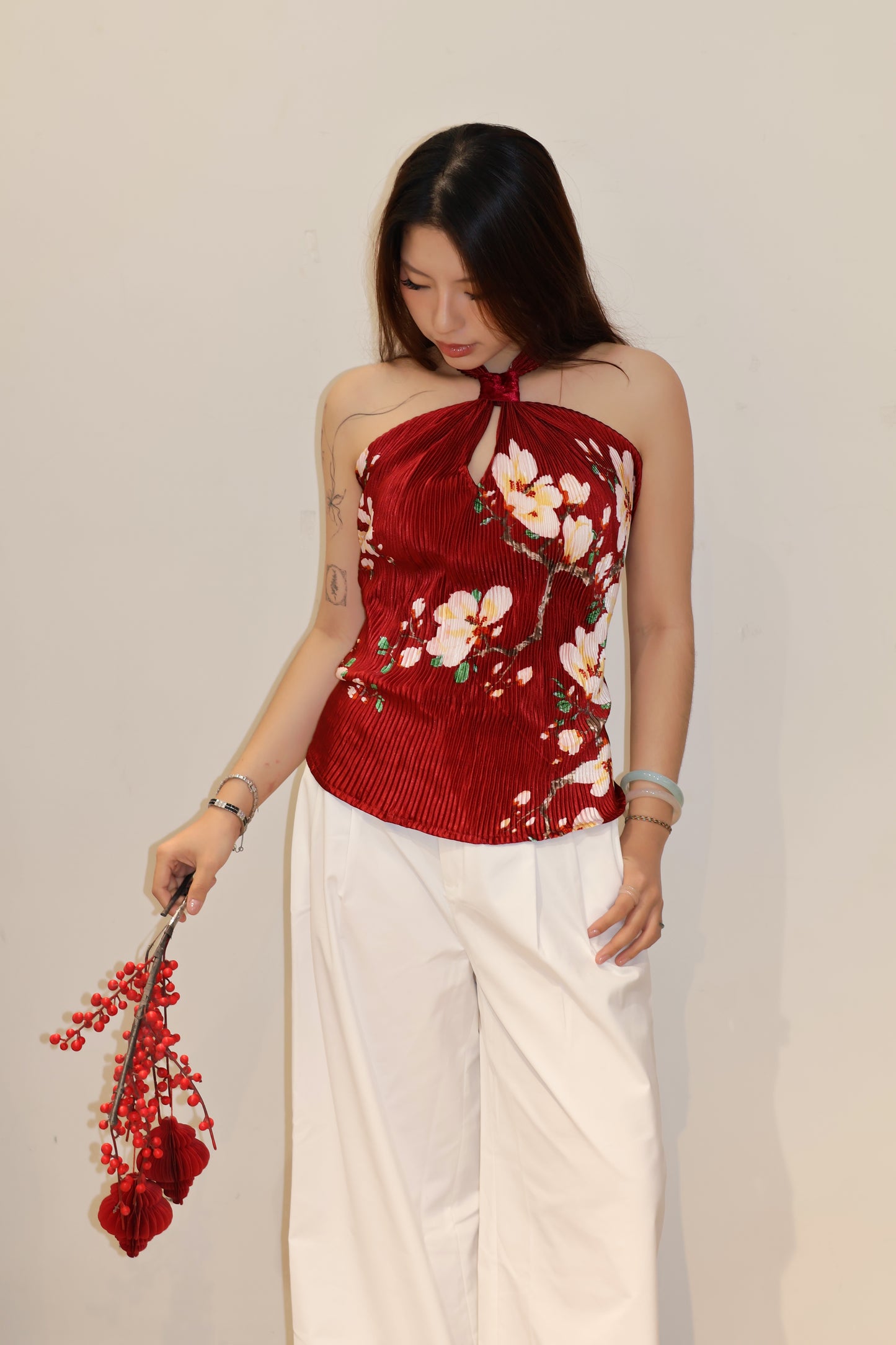 RED SCARF FLORAL PRINT TOP