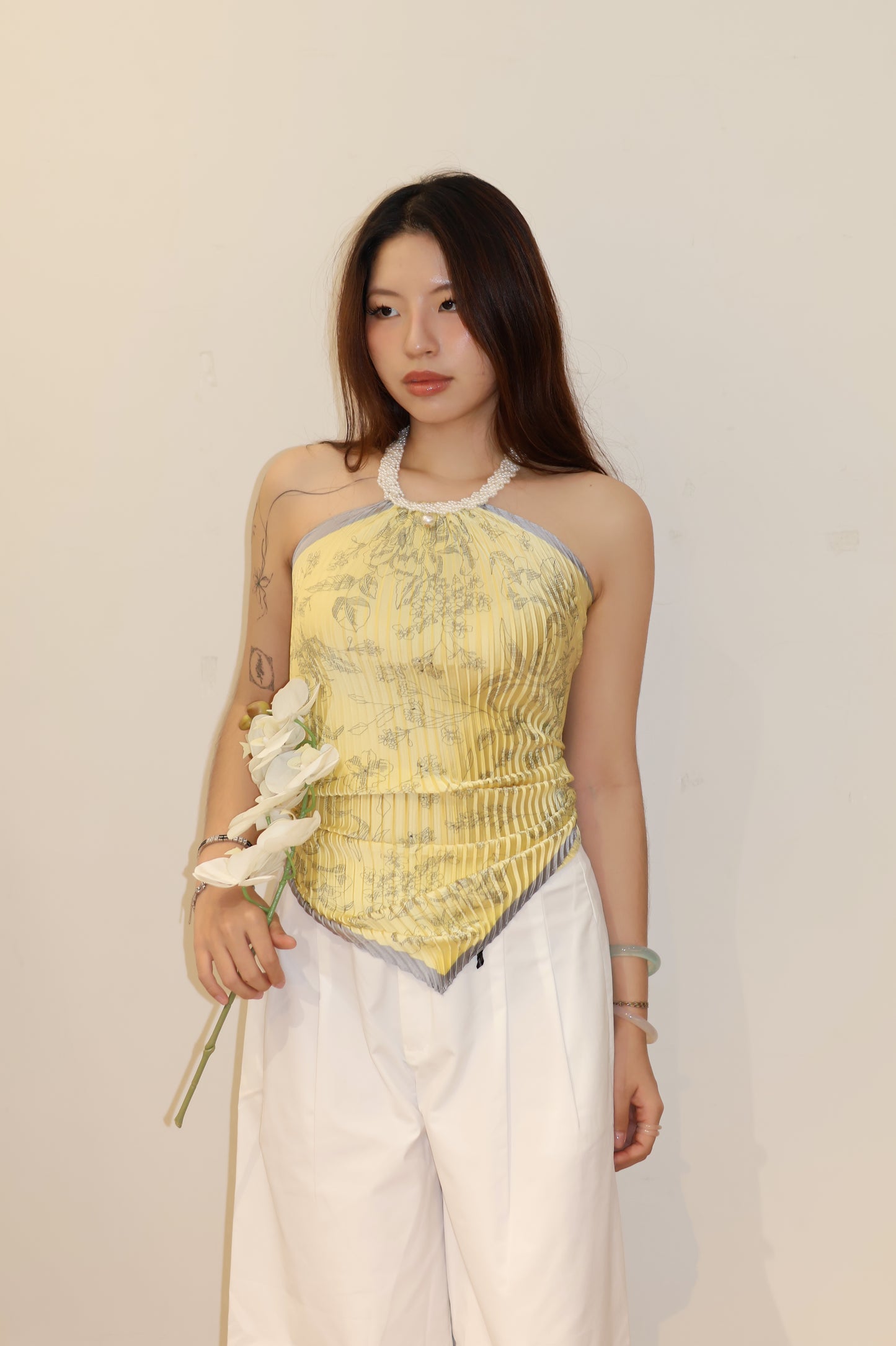 YELOW PEARL HALTER TOP