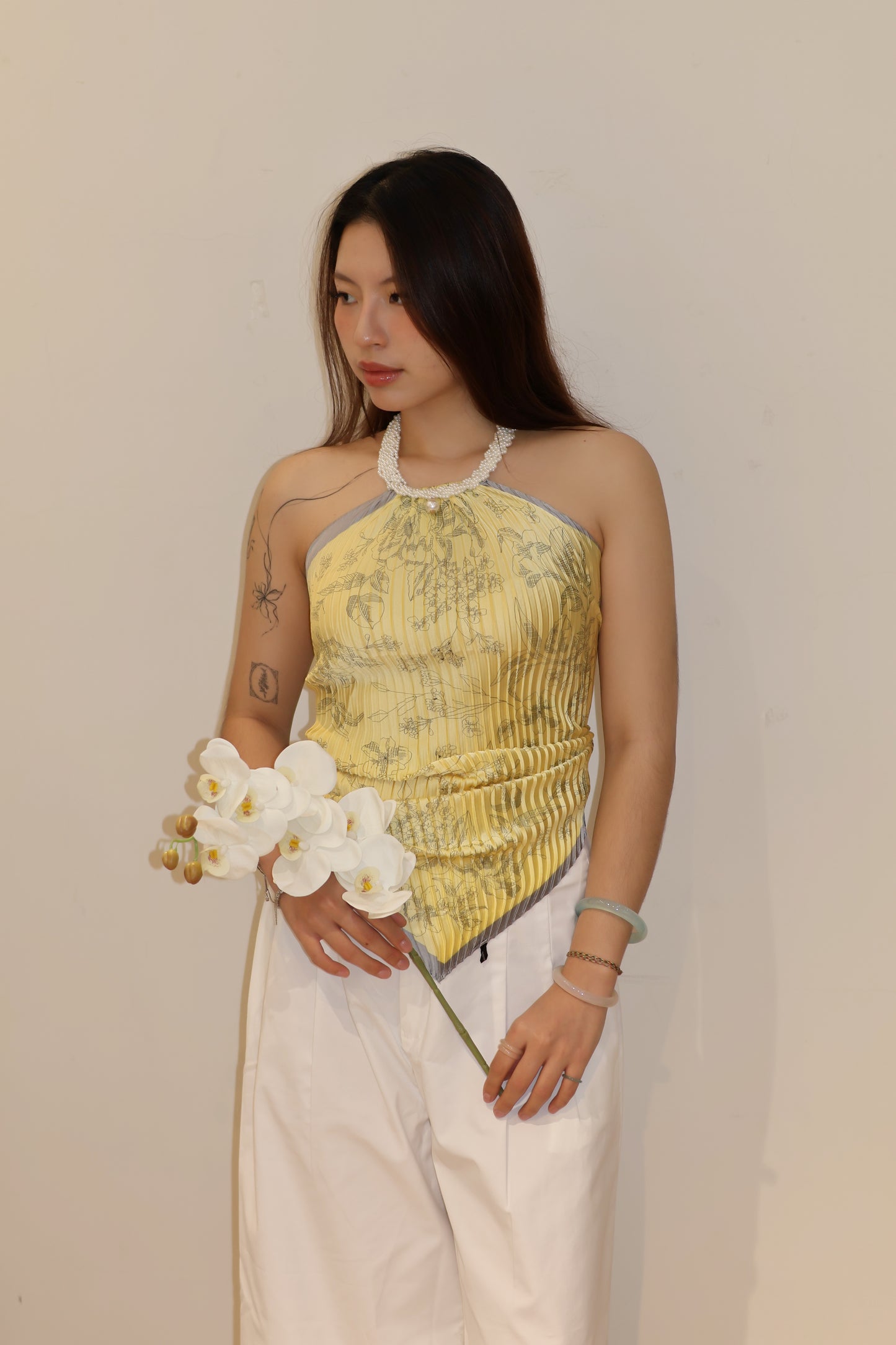 YELOW PEARL HALTER TOP