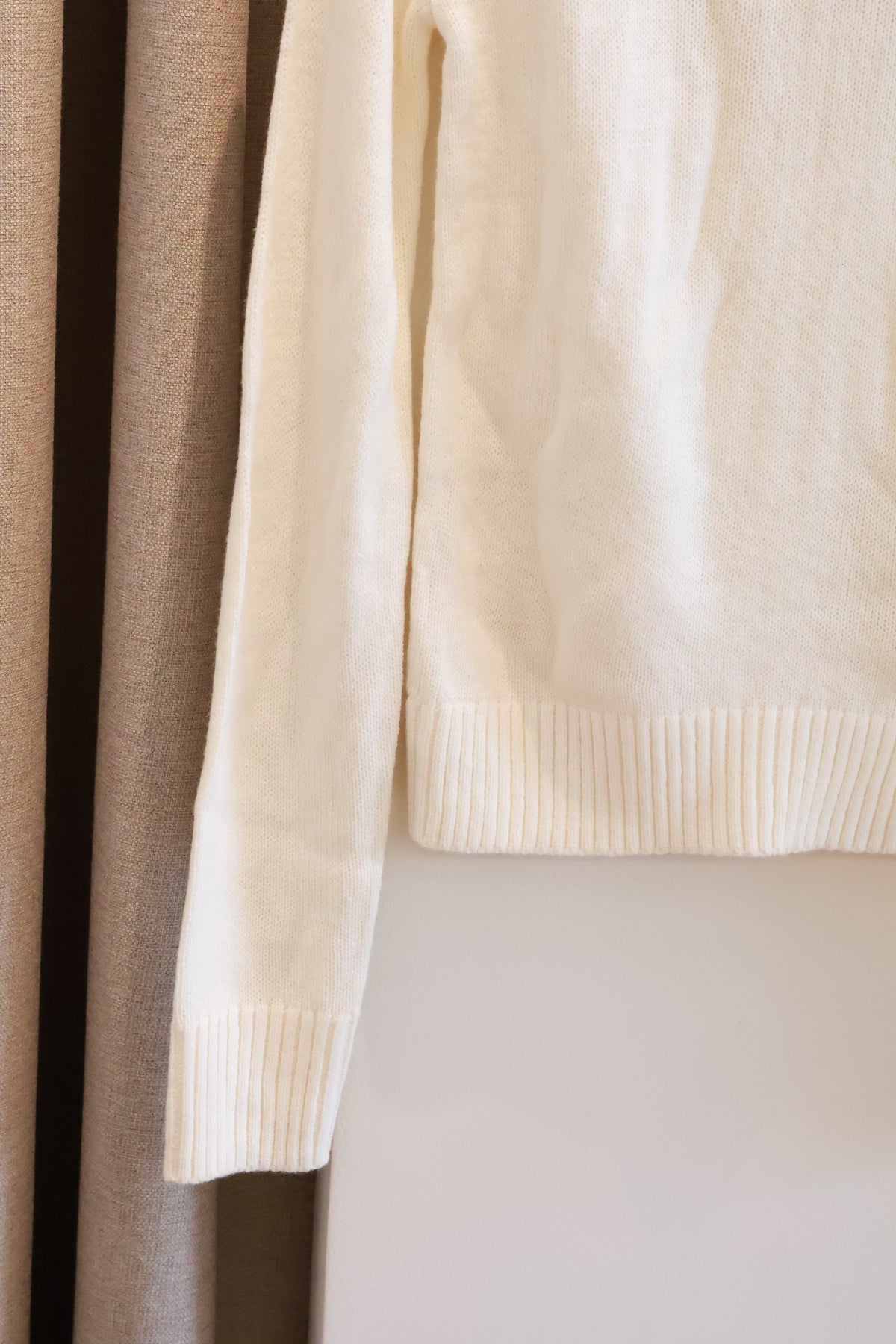 BRANDY Eira Sweater- CREAM