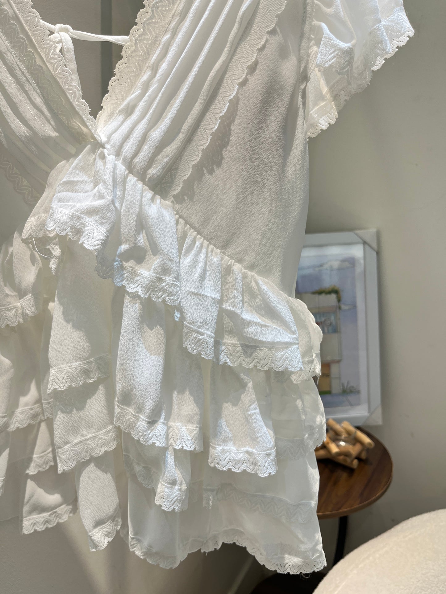 Ruffled mesh short sleeve top