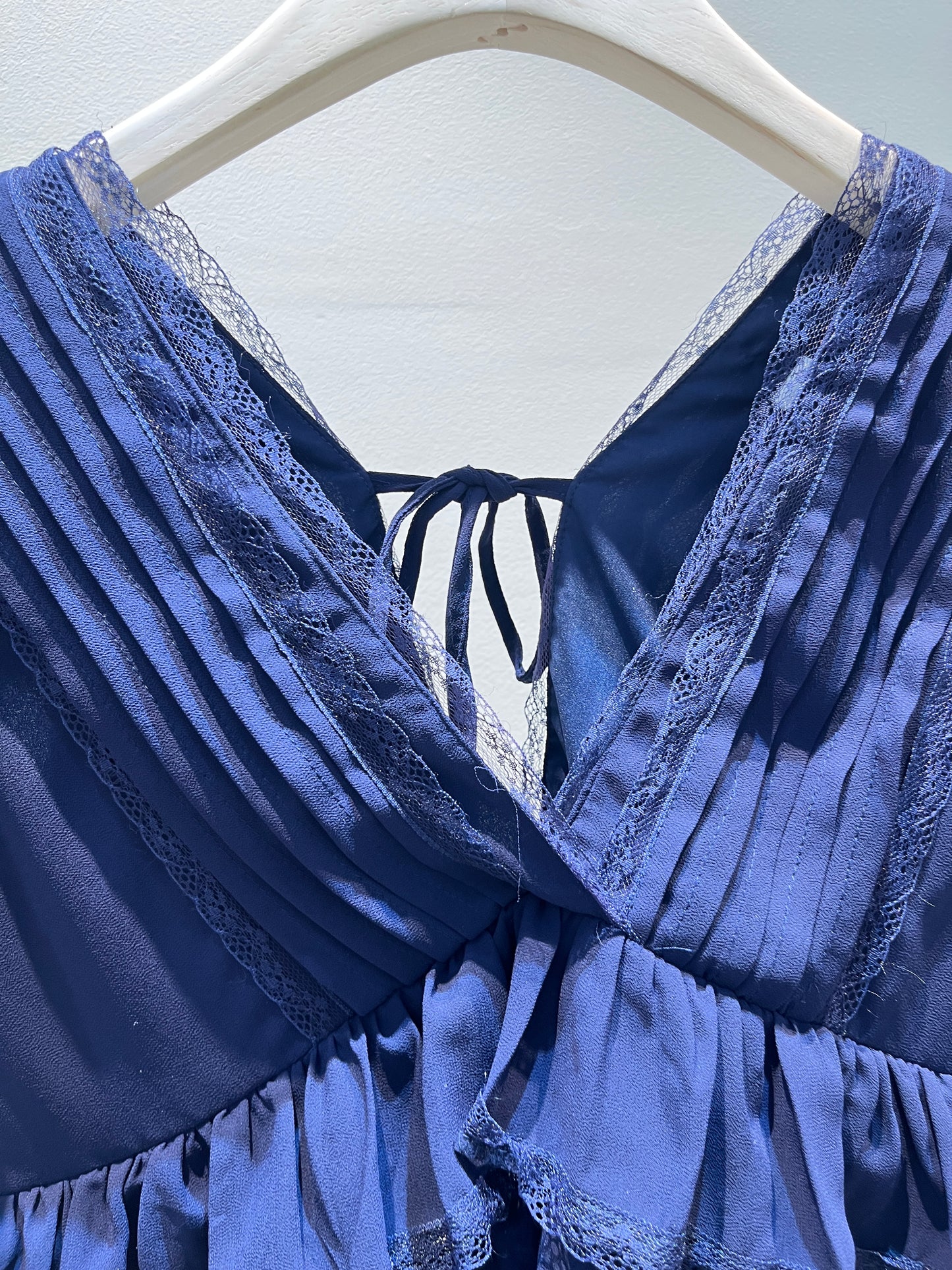 Ruffled mesh short sleeve top