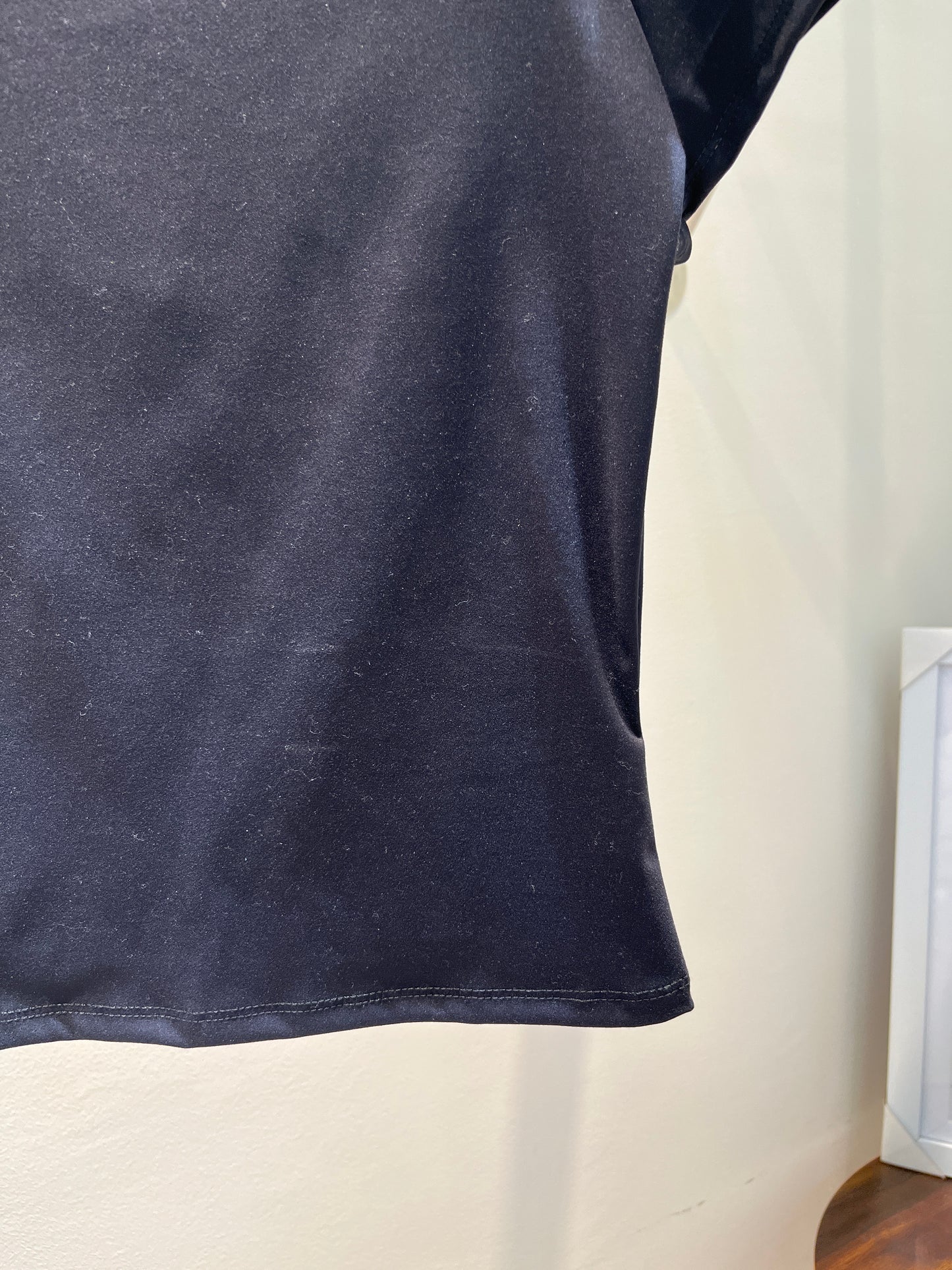 Straight neck basic top