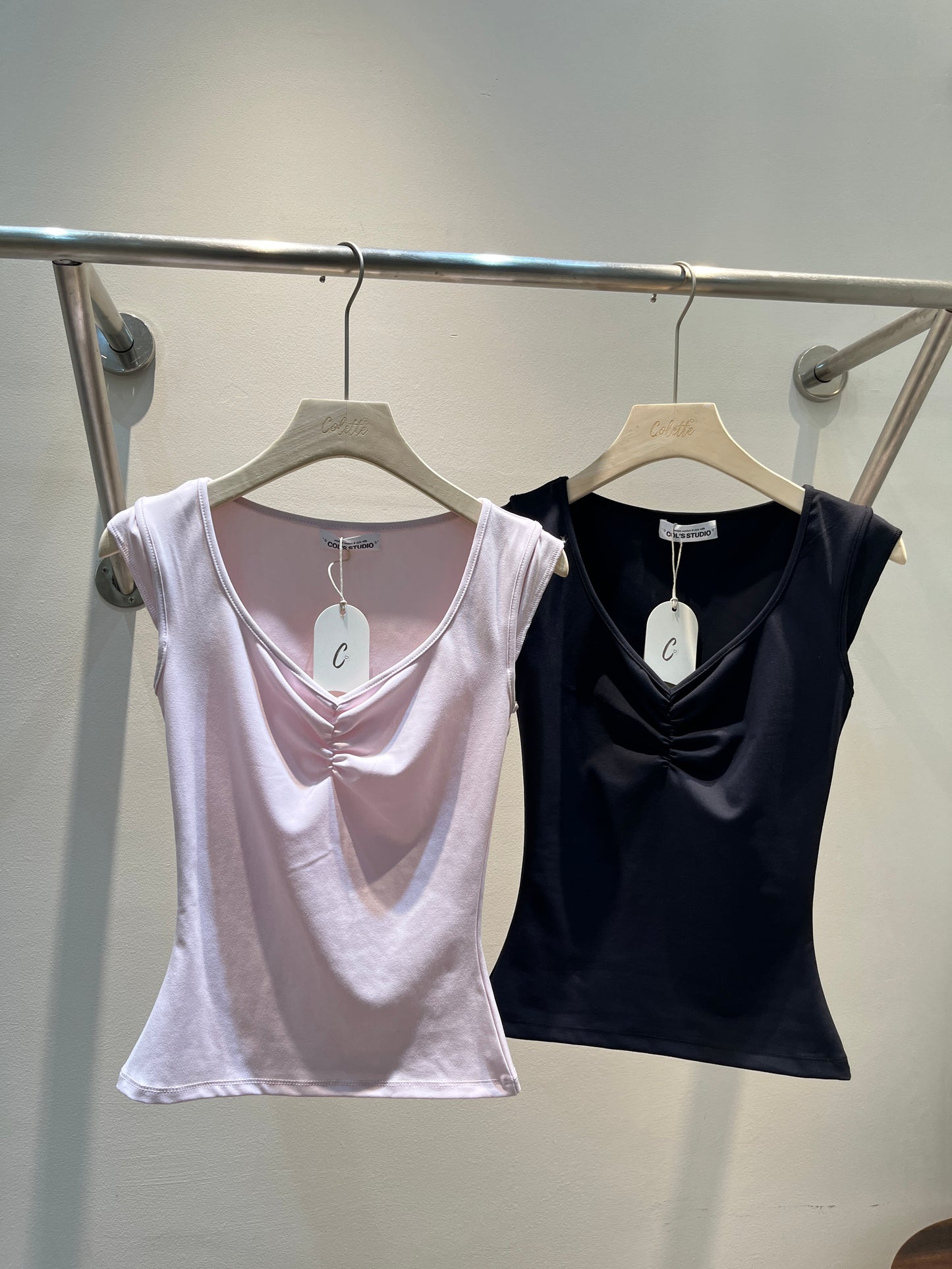 Middle runched basic top