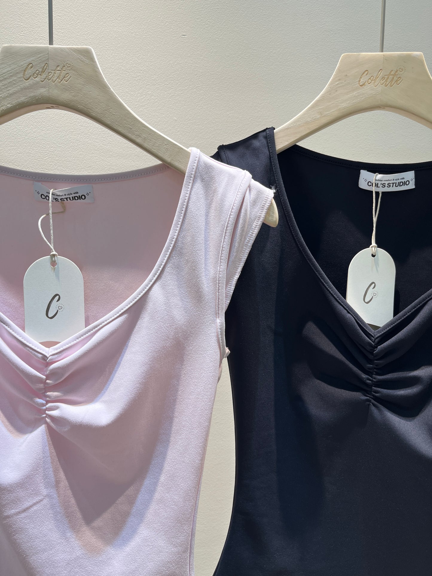 Middle runched basic top