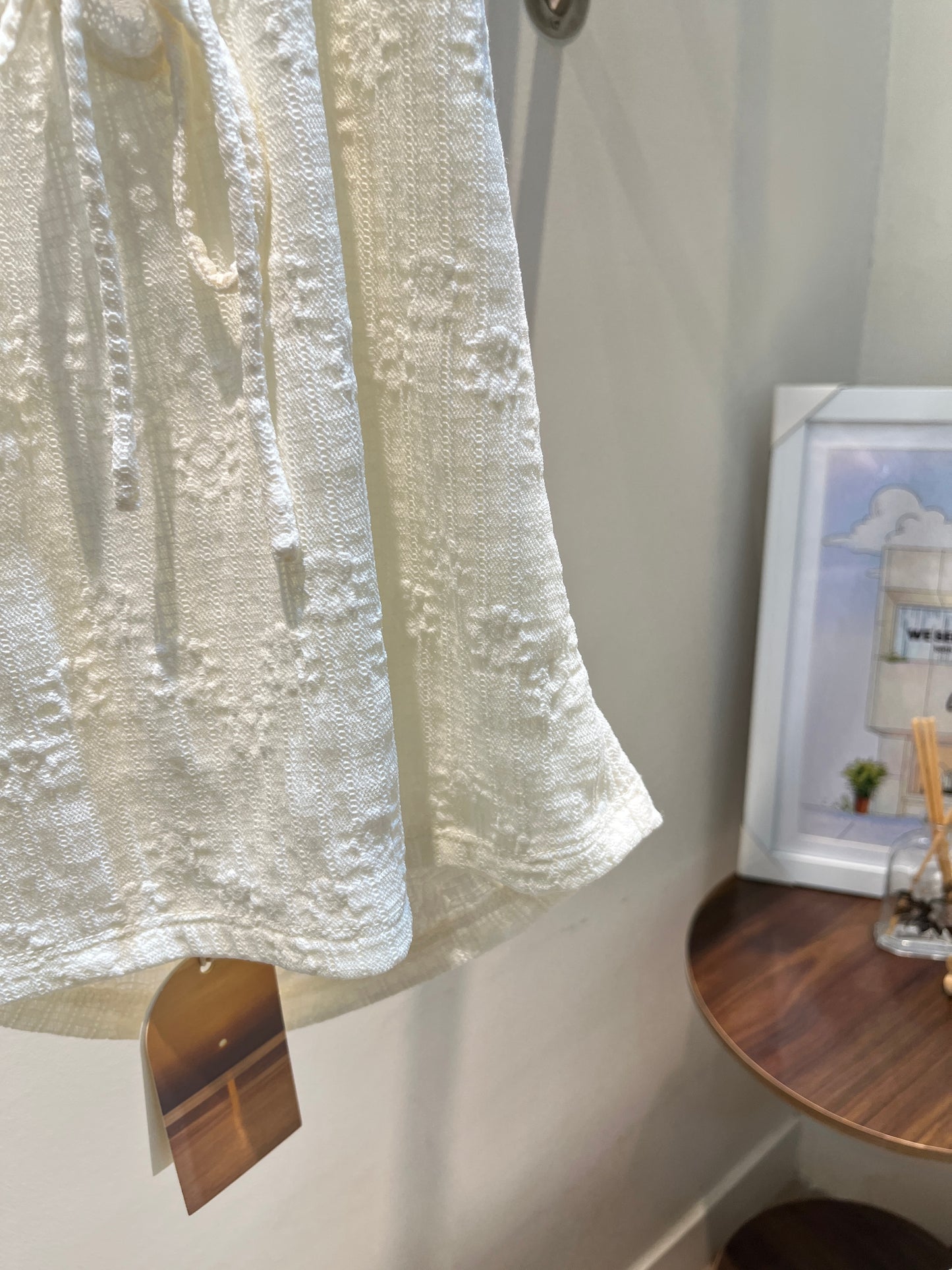 BACKLESS HALTER RIBBON TOP