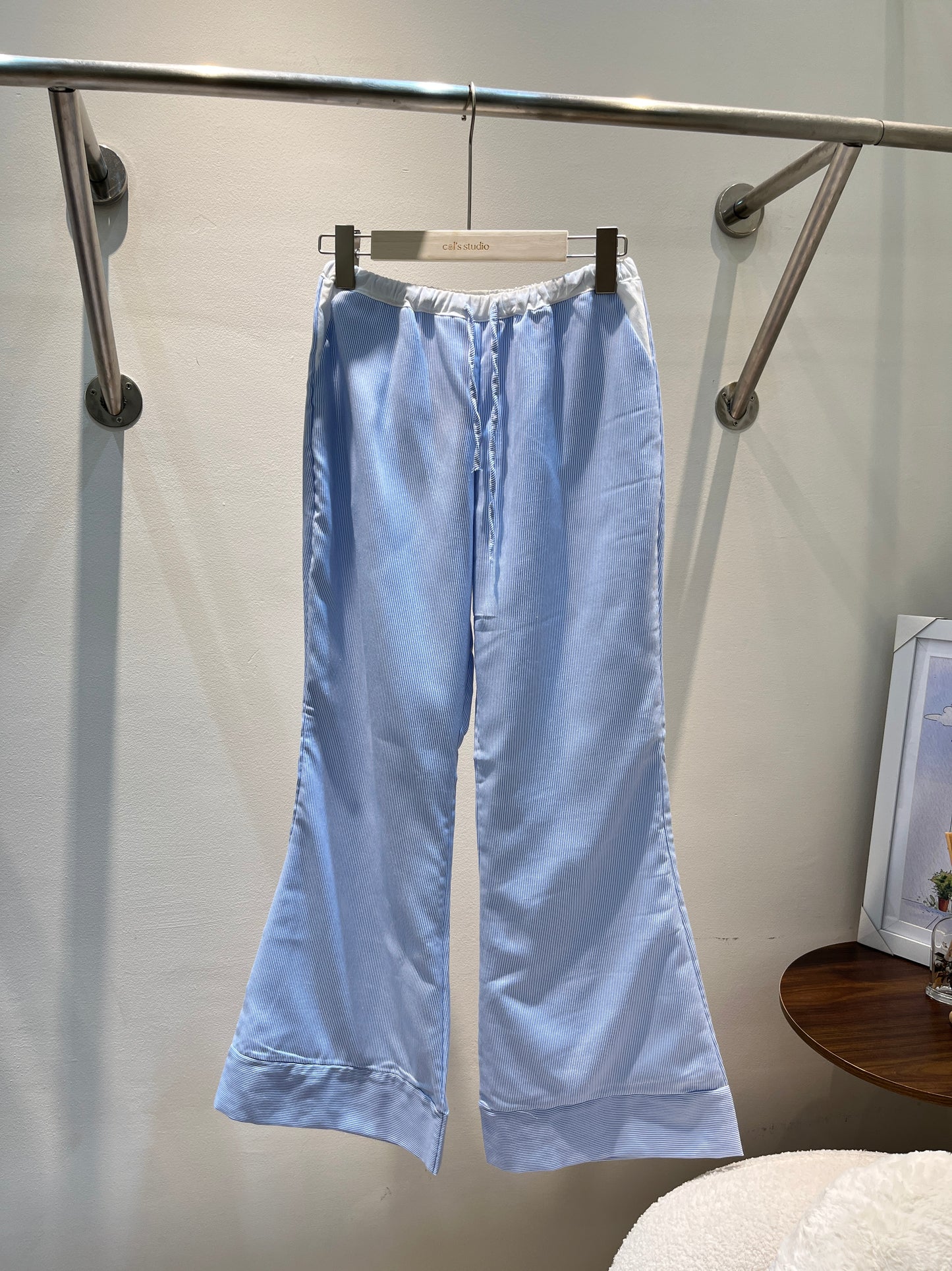 Flared blue stripes pants