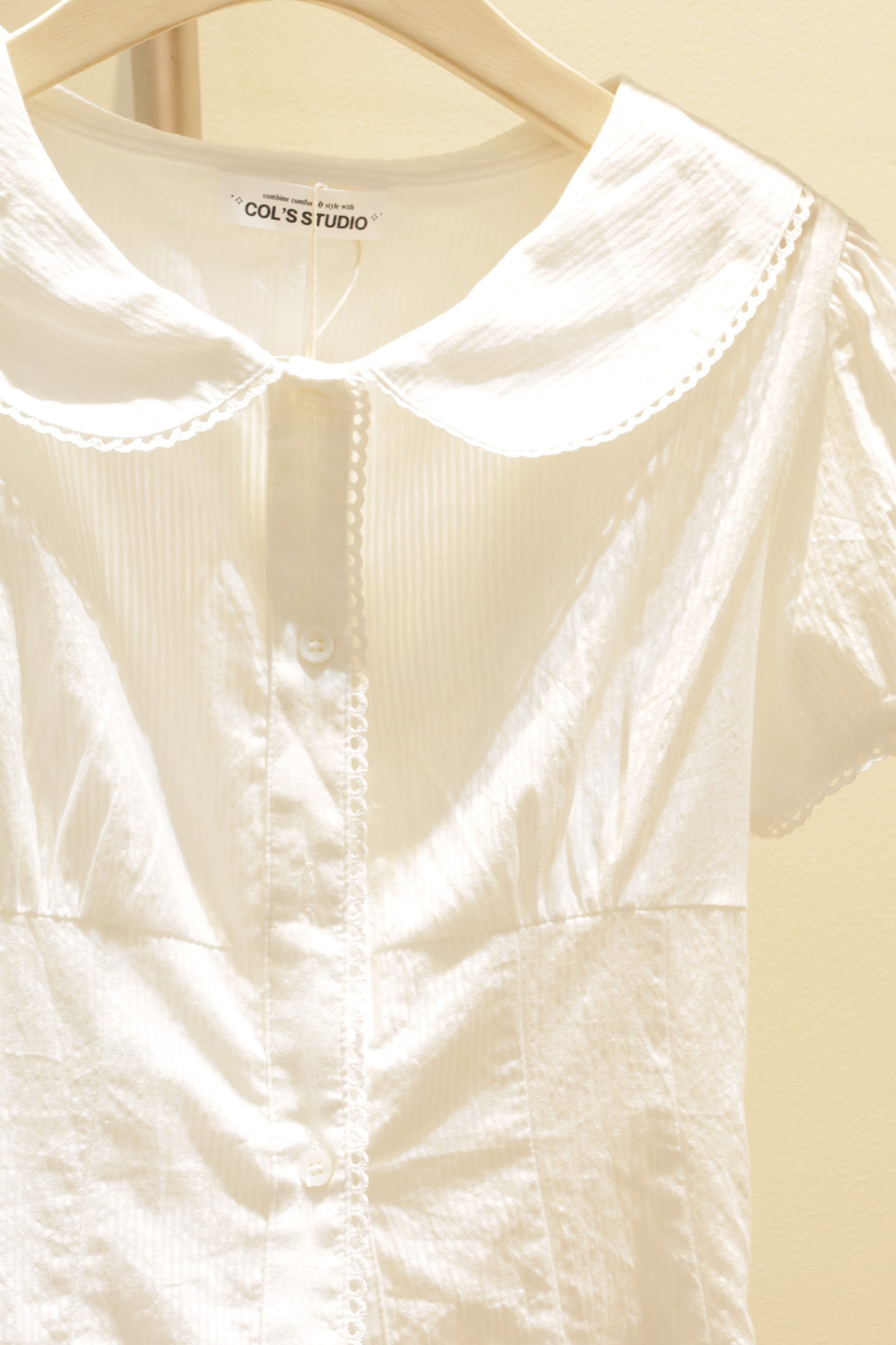 CC collar white top