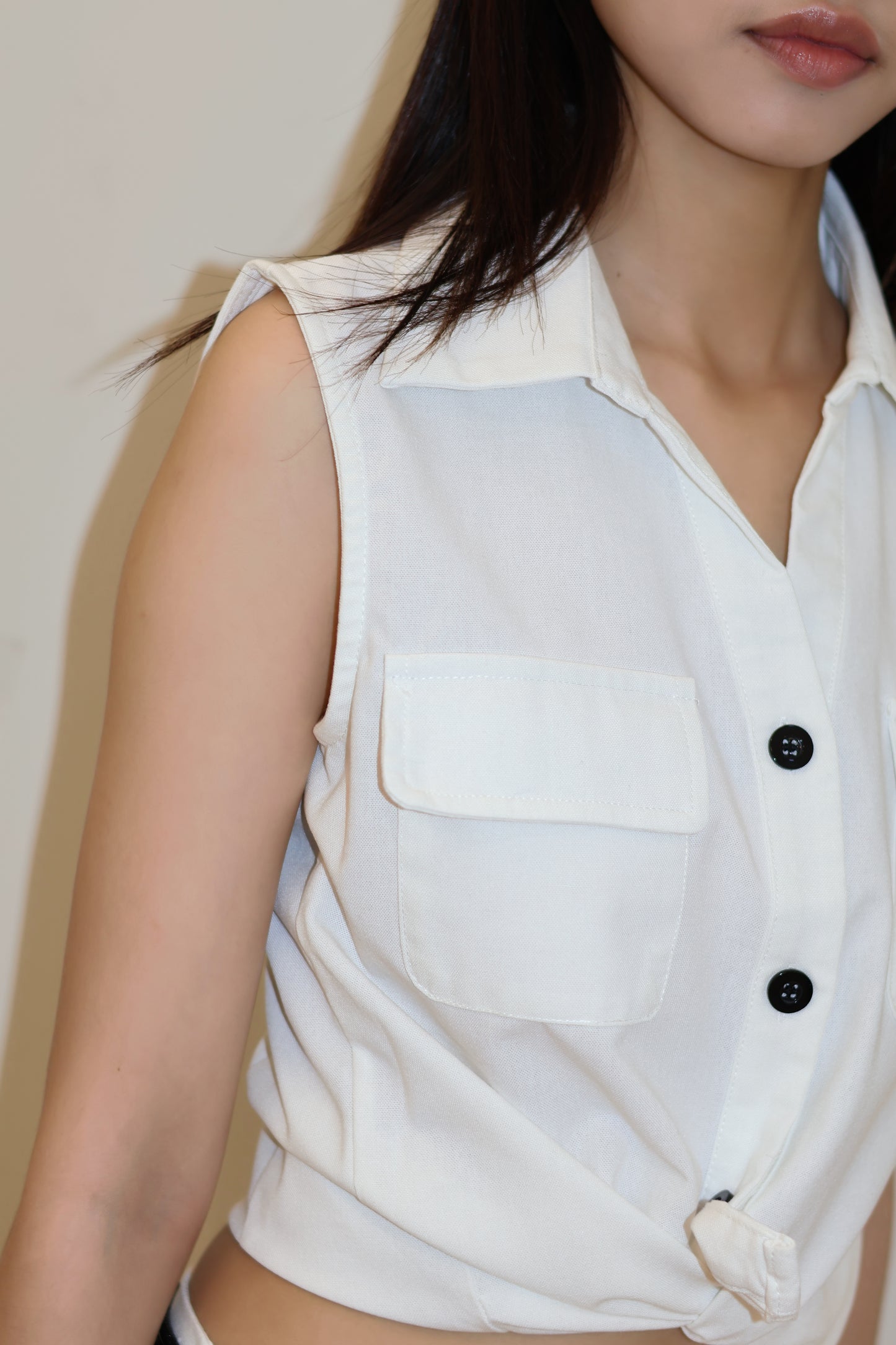 LINEN BUTTONS VEST