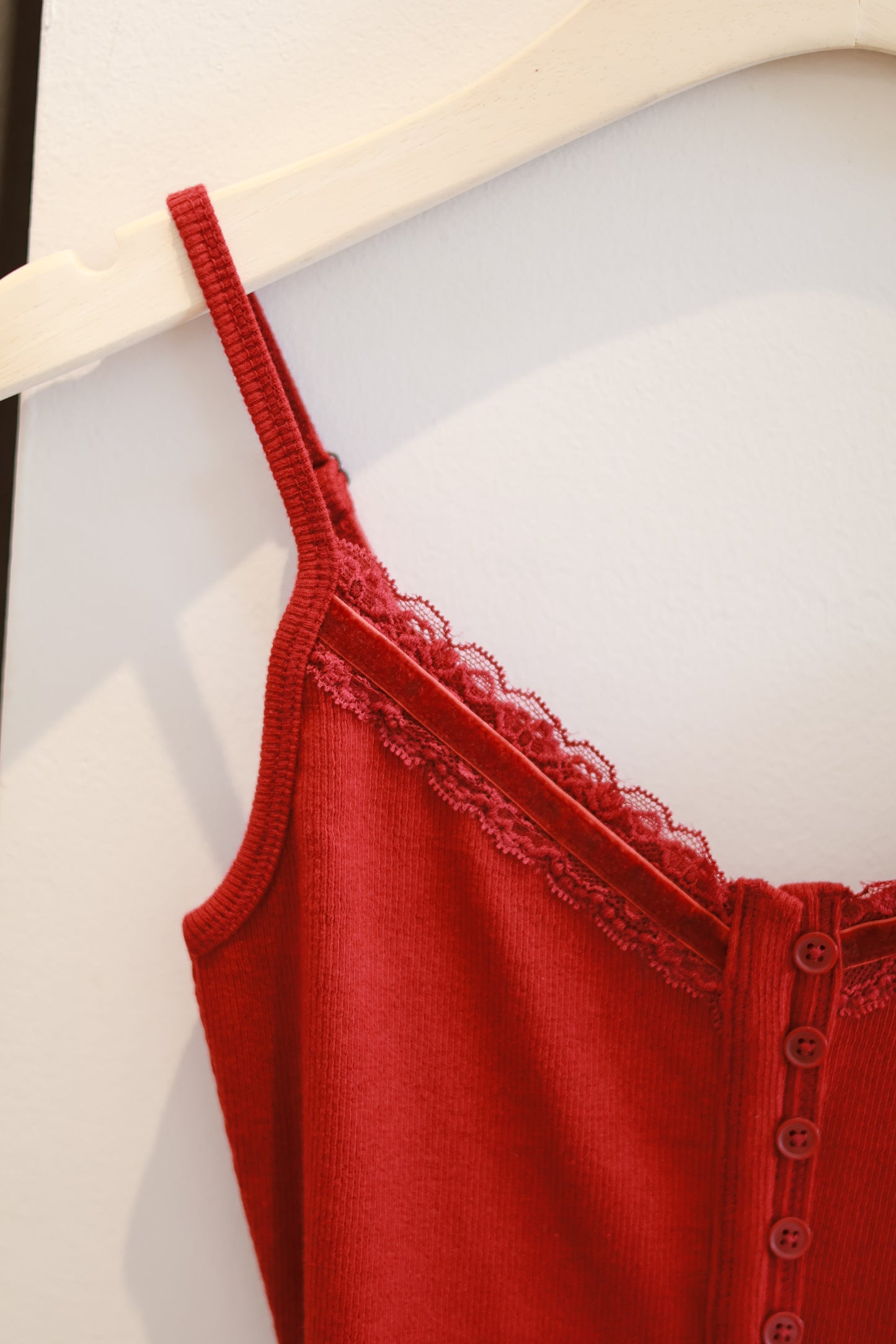 HOLLISTER Burgundy Lace Strap Tank