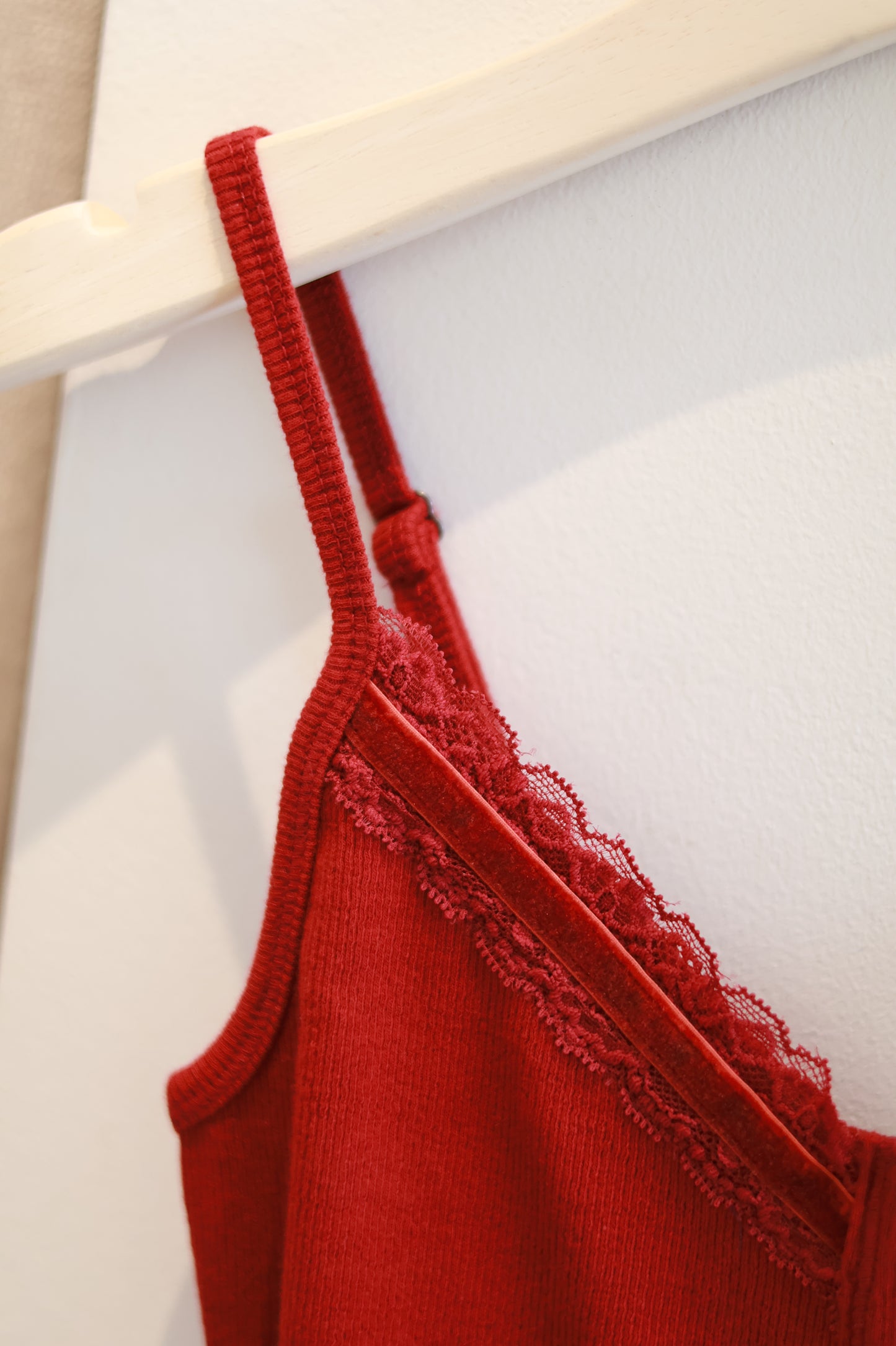 HOLLISTER Burgundy Lace Strap Tank
