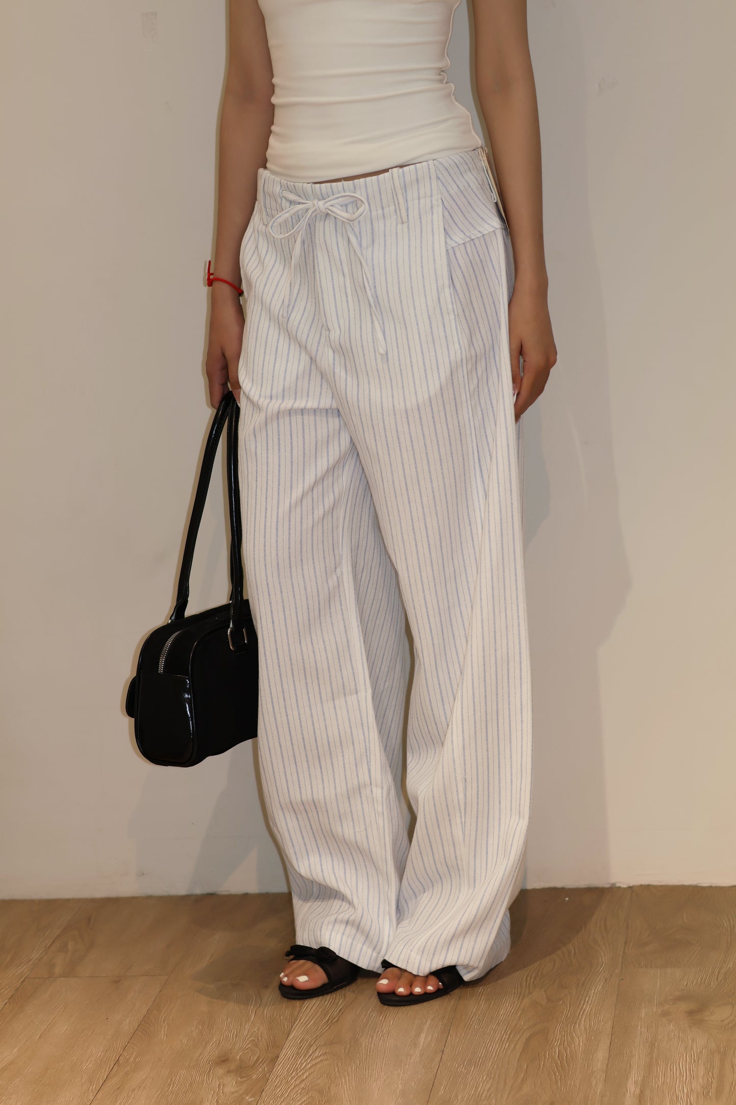 LIGHT STRIPED LINEN BOTTOMS