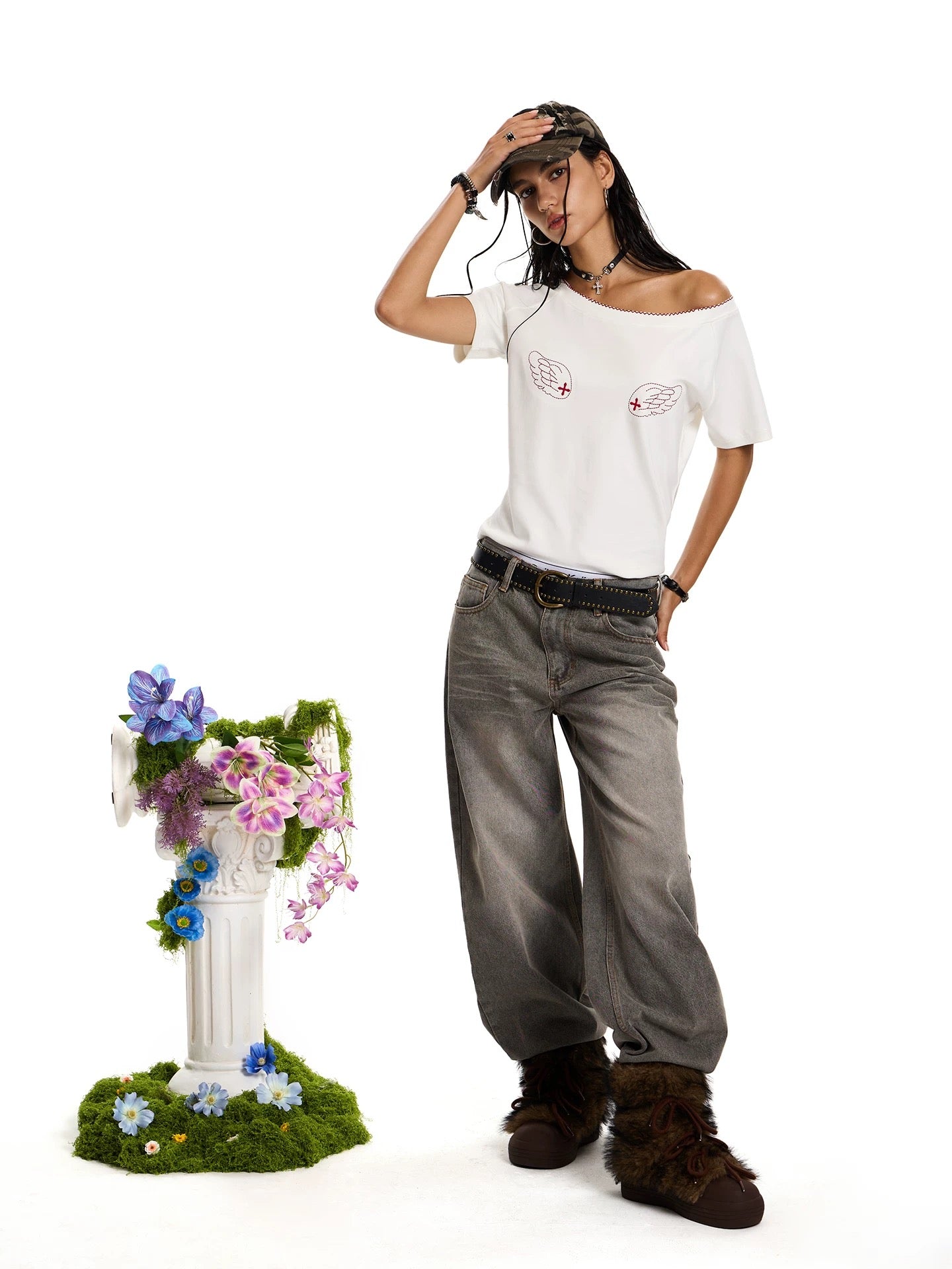 ANGEL GRAPHIC HALF SHOULDER TOP