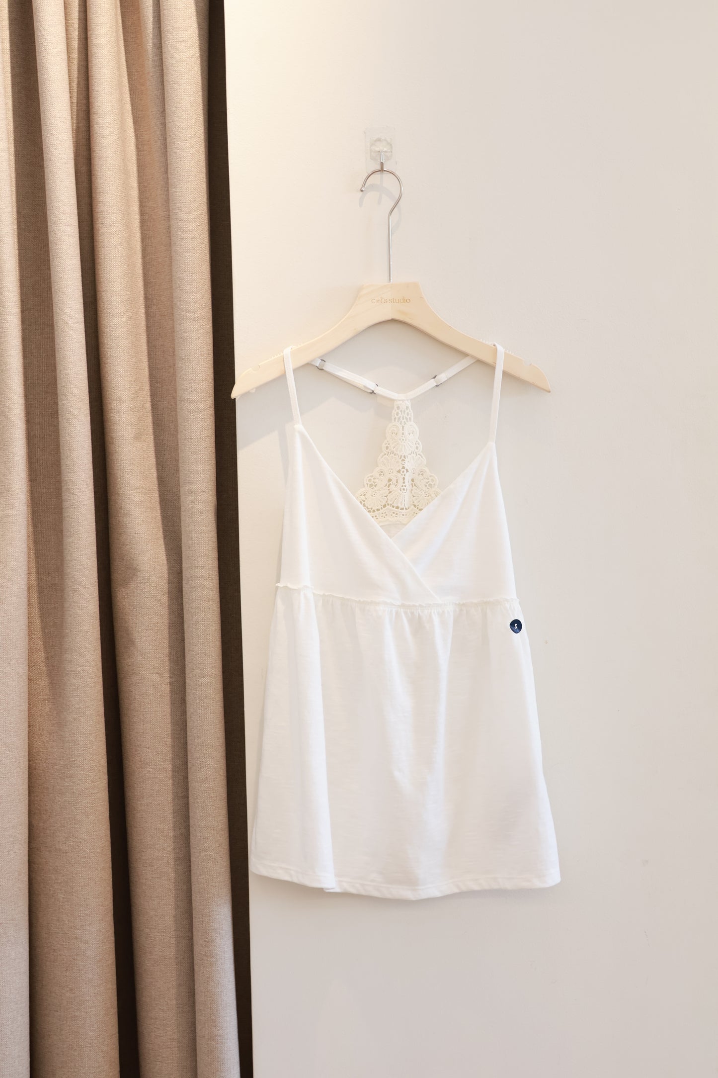 HOLLISTER Lace Cami Top