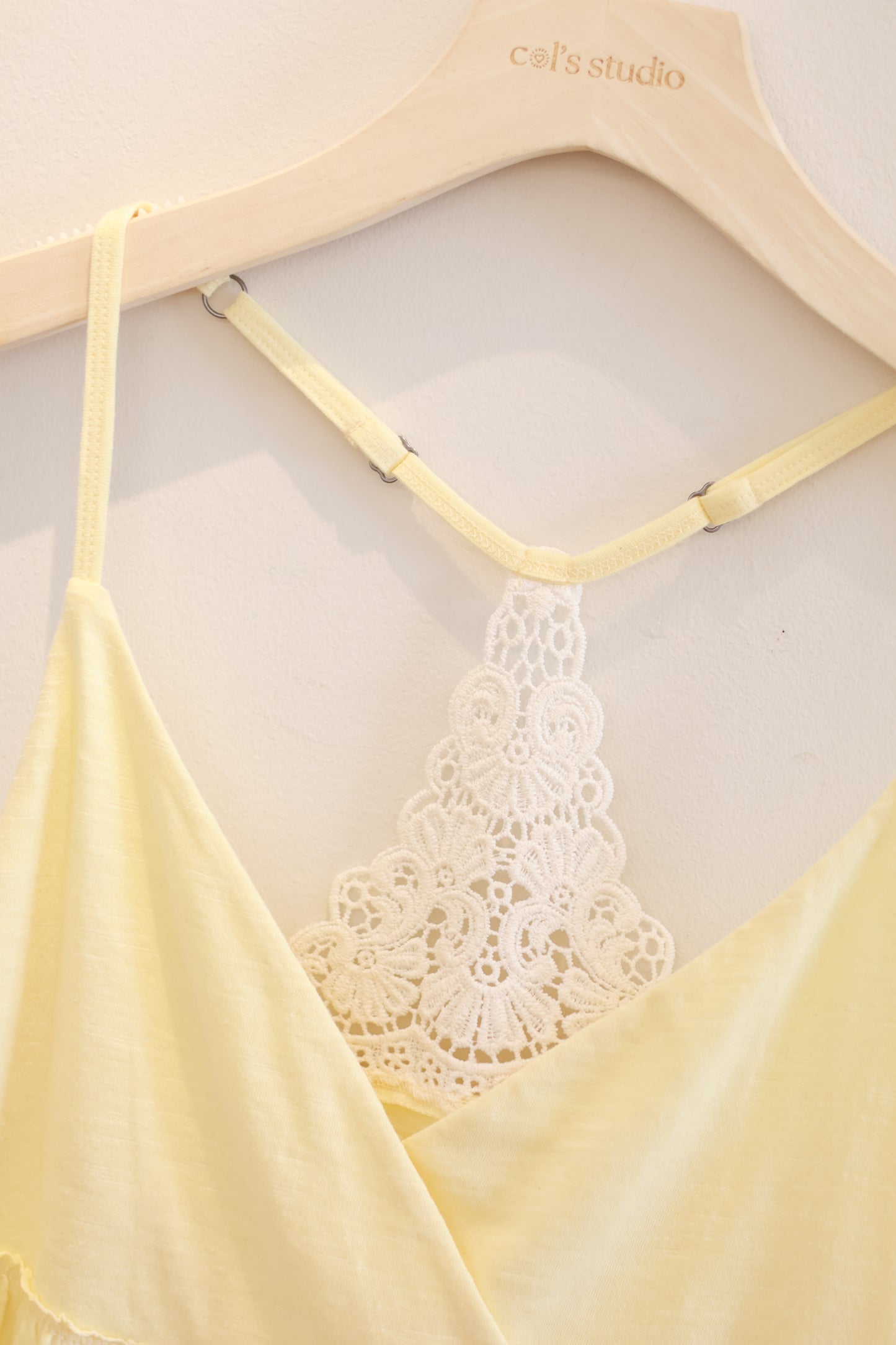 HOLLISTER Lace Cami Top