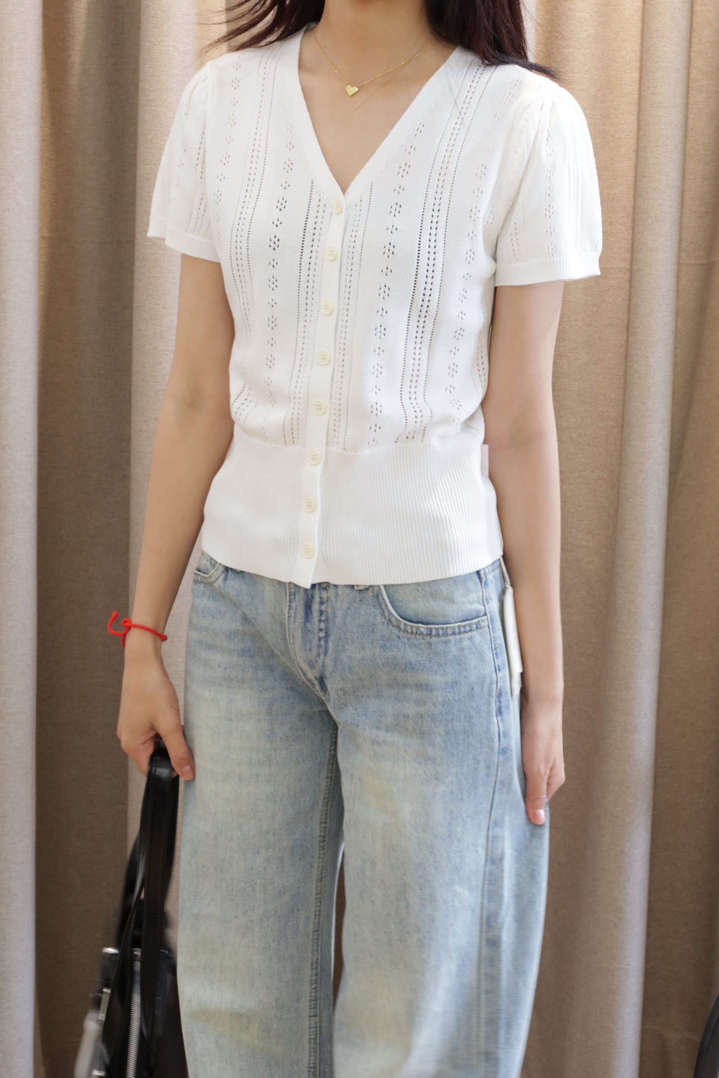 V knitted short sleeve top