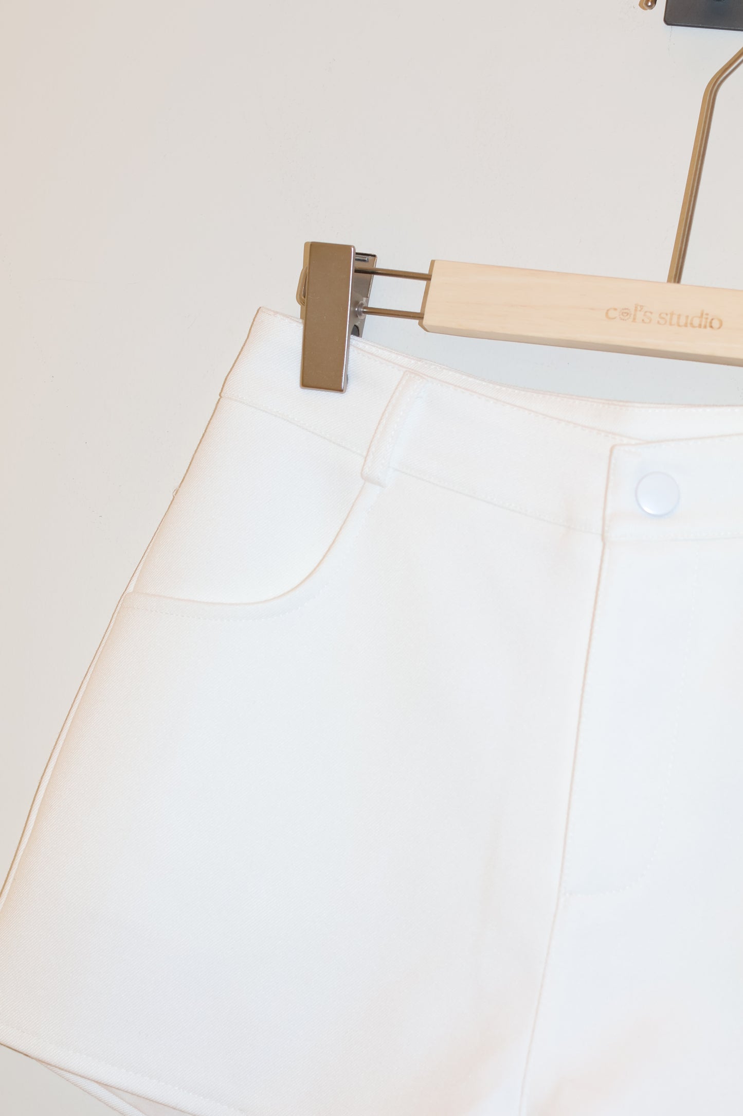BUTTONED TROUSER SHORTS