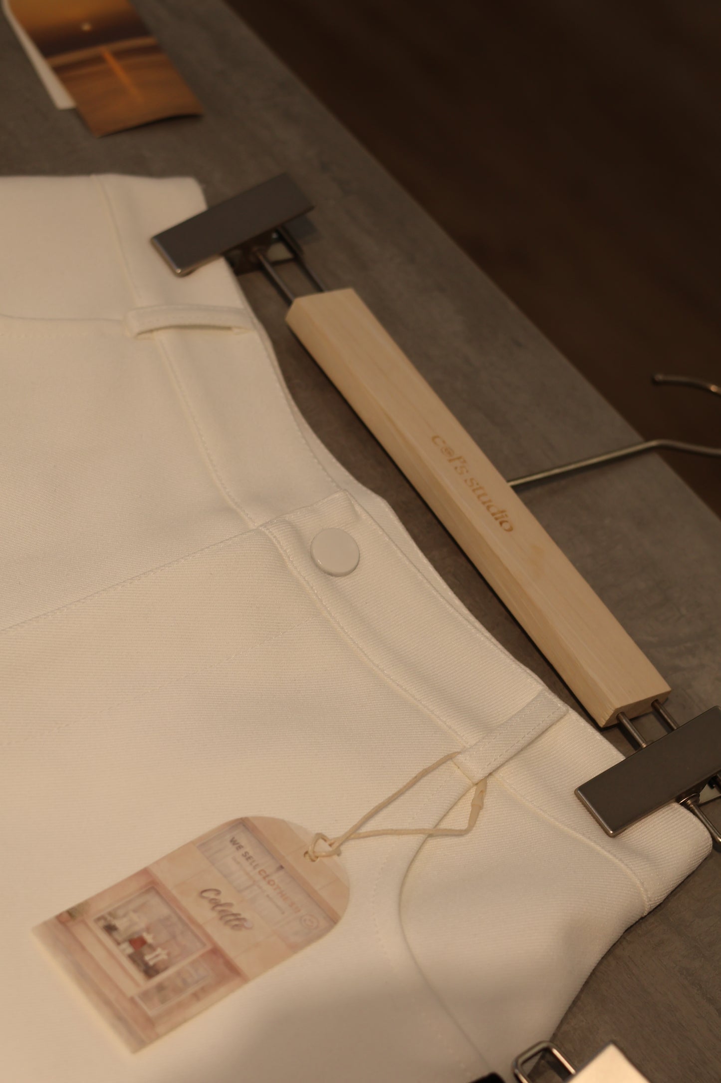 BUTTONED TROUSER SHORTS